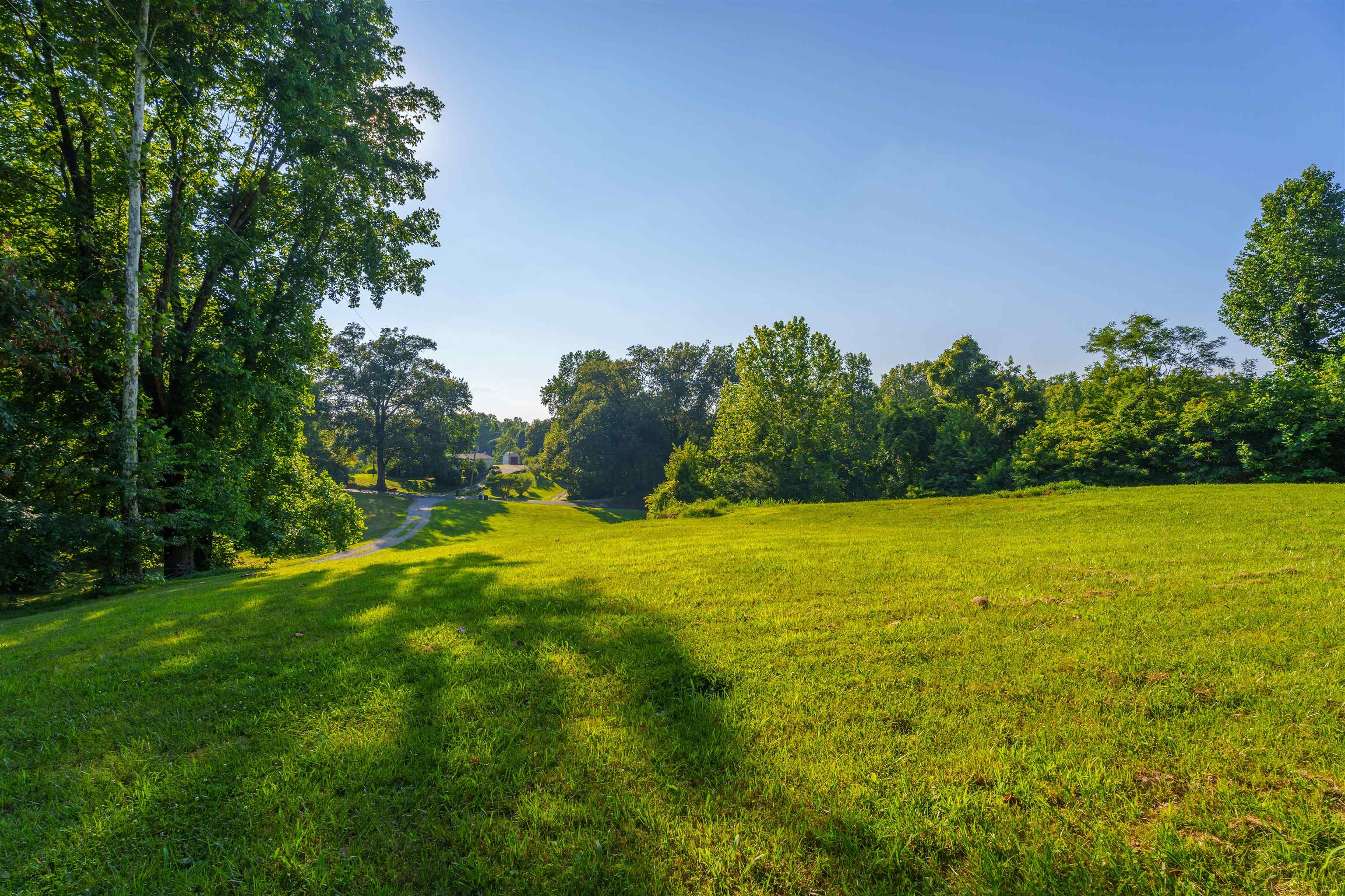8445 Pleasant Hill Rd., Henderson, Kentucky 42420, 3 Bedrooms Bedrooms, ,2 BathroomsBathrooms,Single Family Residence,For Sale,Pleasant Hill Rd.,90042