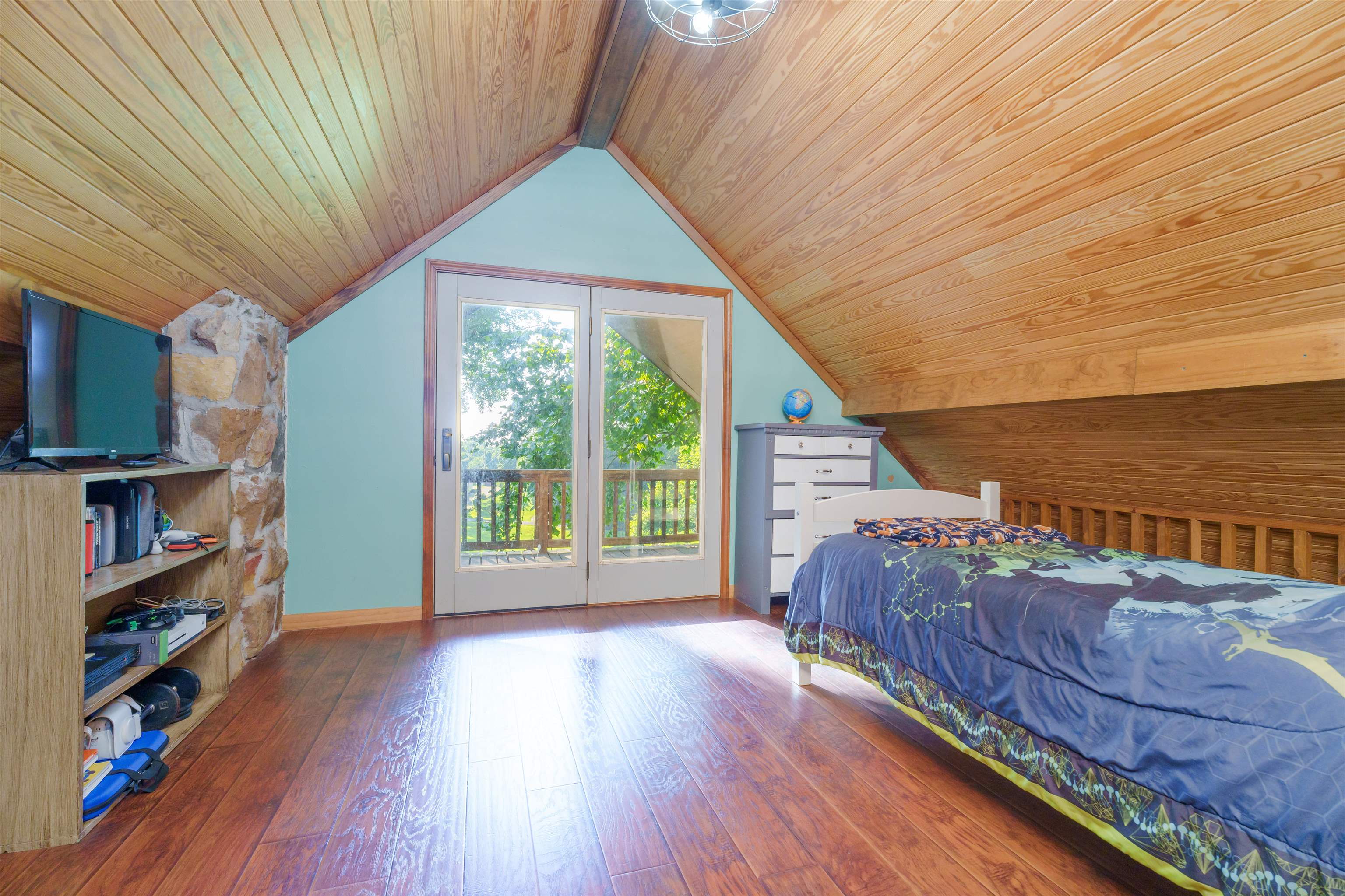 8445 Pleasant Hill Rd., Henderson, Kentucky 42420, 3 Bedrooms Bedrooms, ,2 BathroomsBathrooms,Single Family Residence,For Sale,Pleasant Hill Rd.,90042