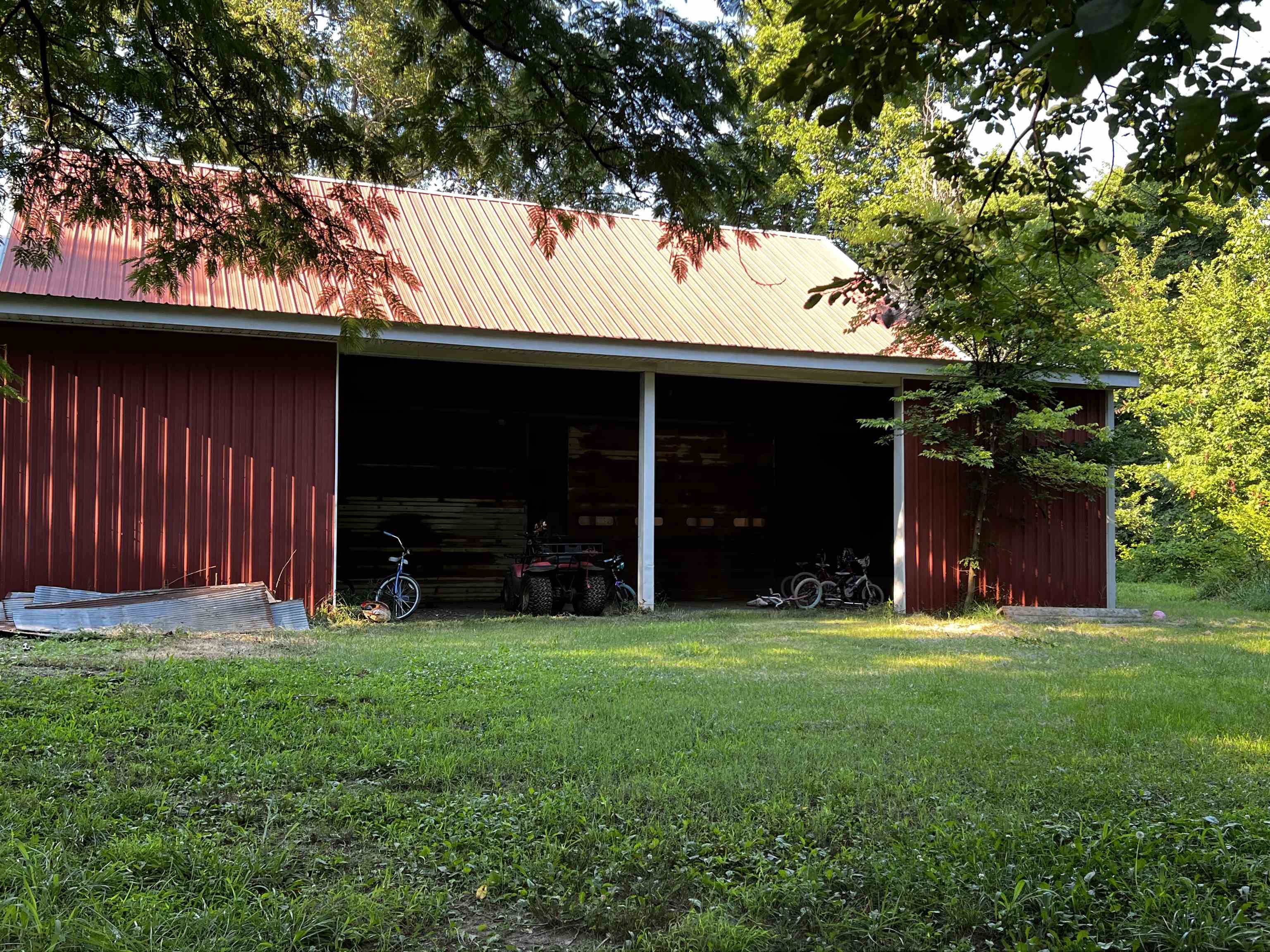 8445 Pleasant Hill Rd., Henderson, Kentucky 42420, 3 Bedrooms Bedrooms, ,2 BathroomsBathrooms,Single Family Residence,For Sale,Pleasant Hill Rd.,90042