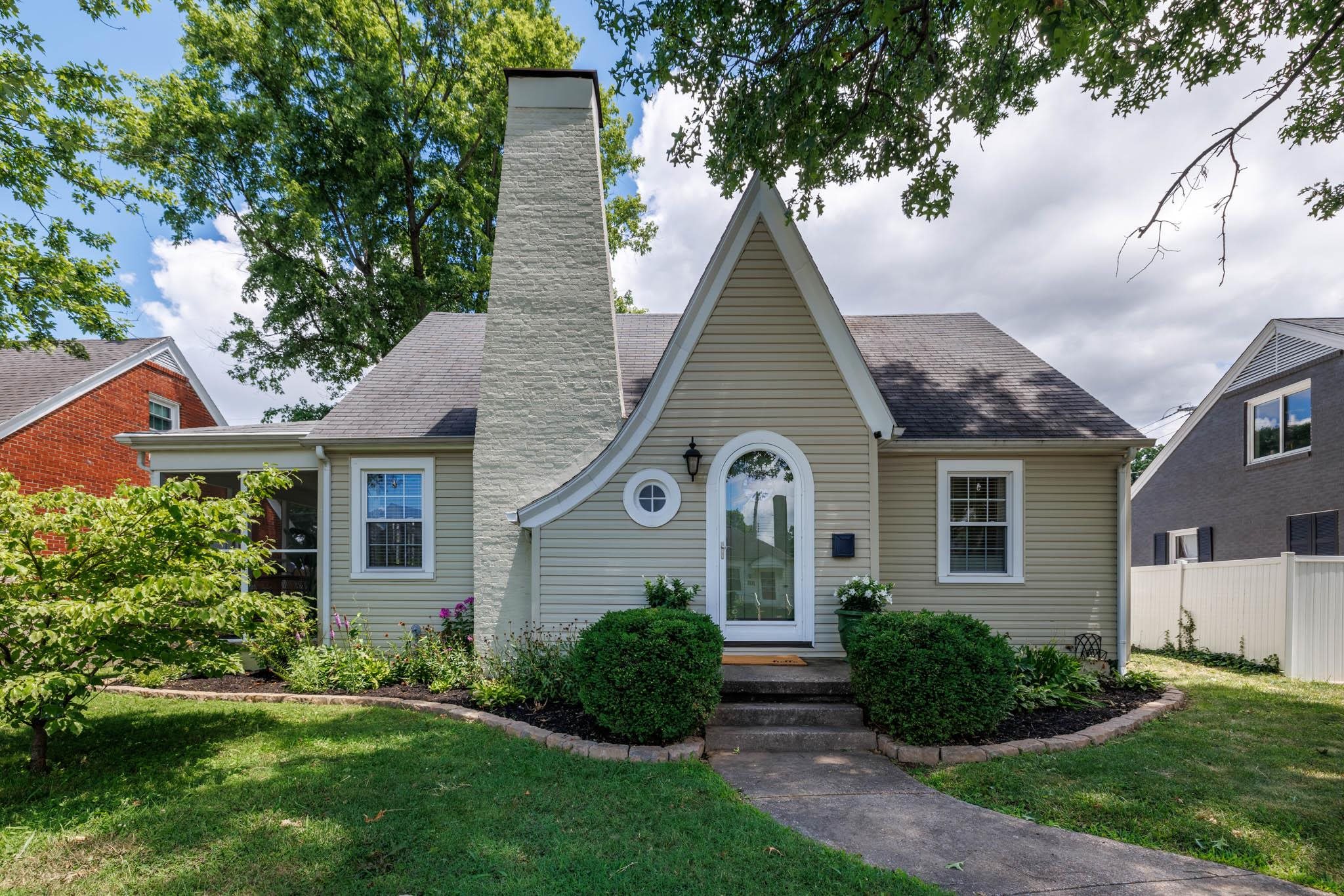 1929 Freeman Ave, Owensboro, Kentucky 42301, 3 Bedrooms Bedrooms, ,2 BathroomsBathrooms,Single Family Residence,For Sale,Freeman Ave,90045