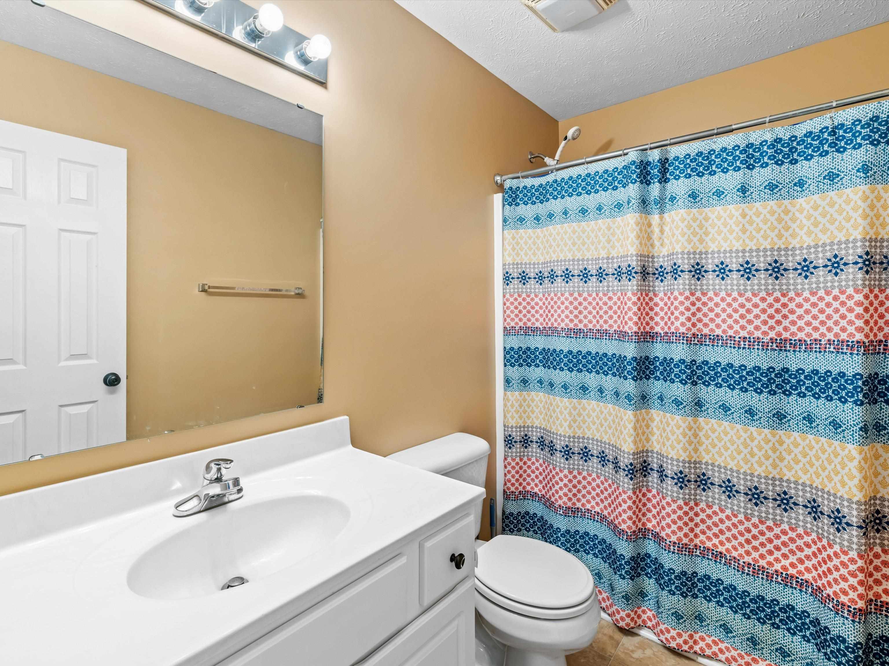 210 Santa Maria Drive, Owensboro, Kentucky 42301, 4 Bedrooms Bedrooms, ,2 BathroomsBathrooms,Single Family Residence,For Sale,Santa Maria Drive,90047