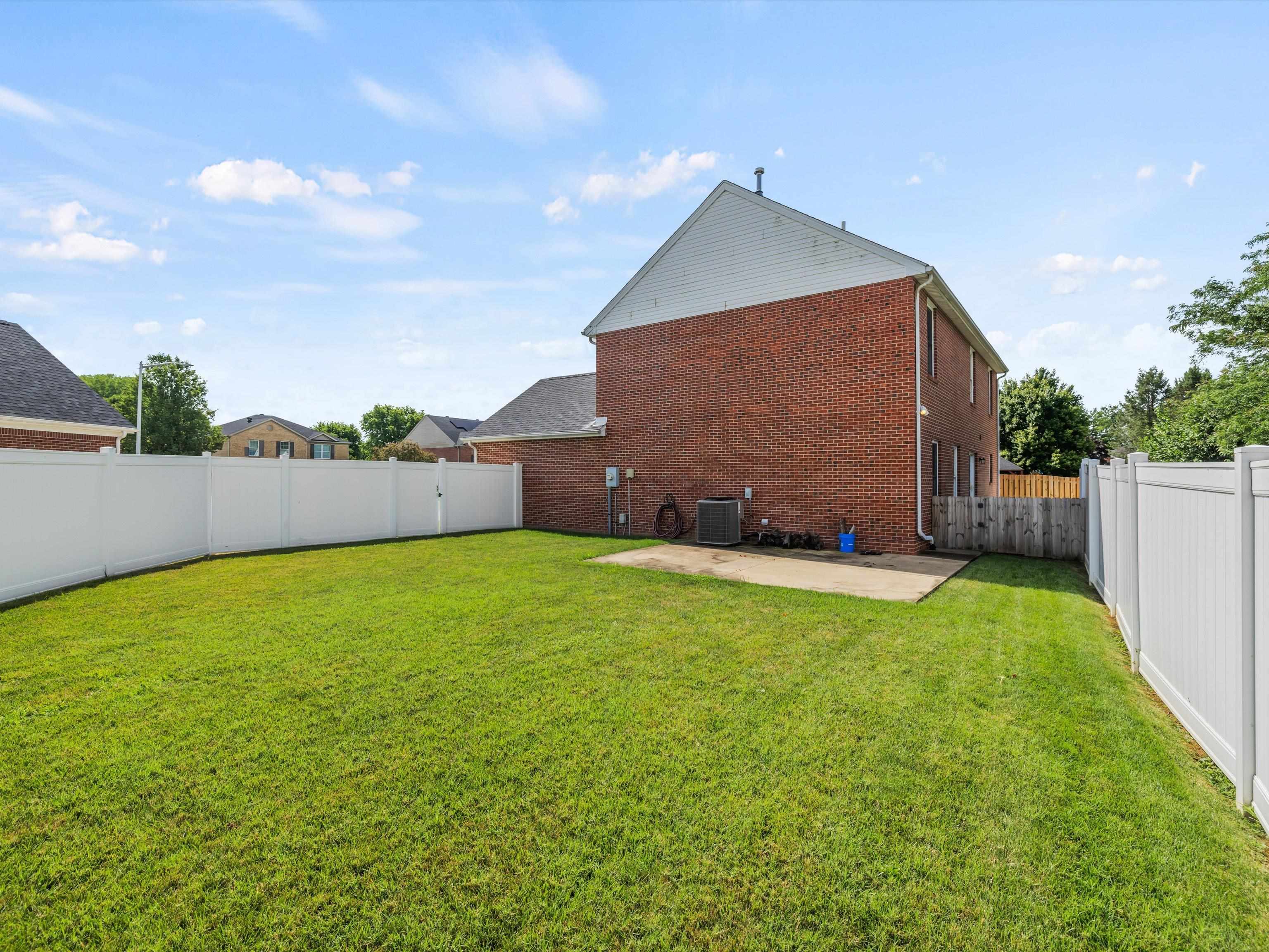 210 Santa Maria Drive, Owensboro, Kentucky 42301, 4 Bedrooms Bedrooms, ,2 BathroomsBathrooms,Single Family Residence,For Sale,Santa Maria Drive,90047