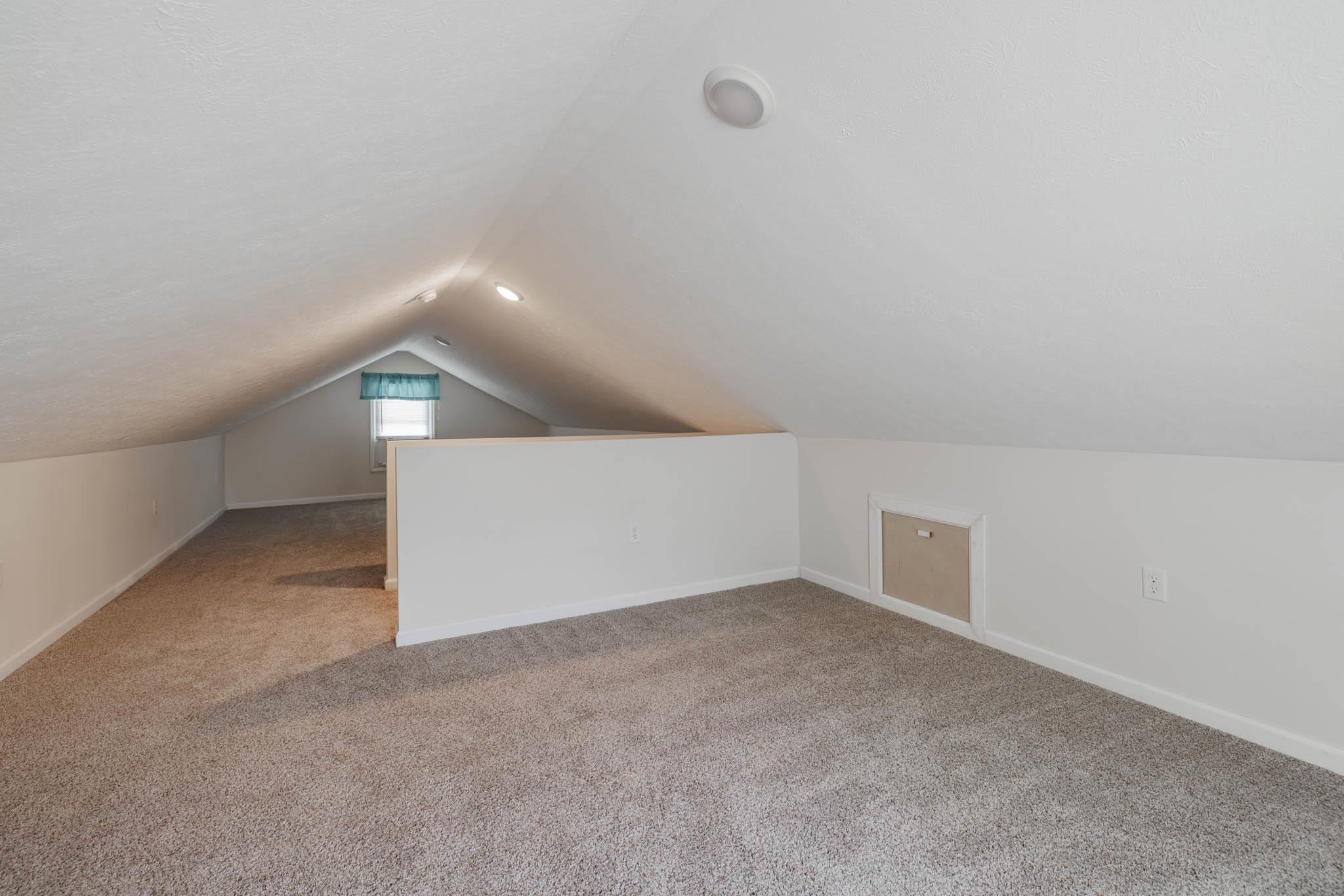 1933 Windsor Ave, Owensboro, Kentucky 42301, 2 Bedrooms Bedrooms, ,1 BathroomBathrooms,Single Family Residence,For Sale,Windsor Ave,90049