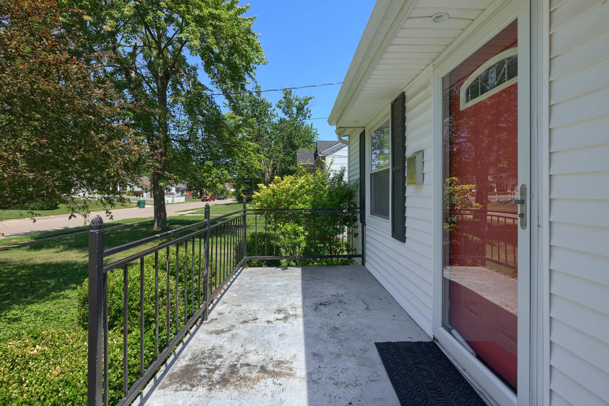 1933 Windsor Ave, Owensboro, Kentucky 42301, 2 Bedrooms Bedrooms, ,1 BathroomBathrooms,Single Family Residence,For Sale,Windsor Ave,90049