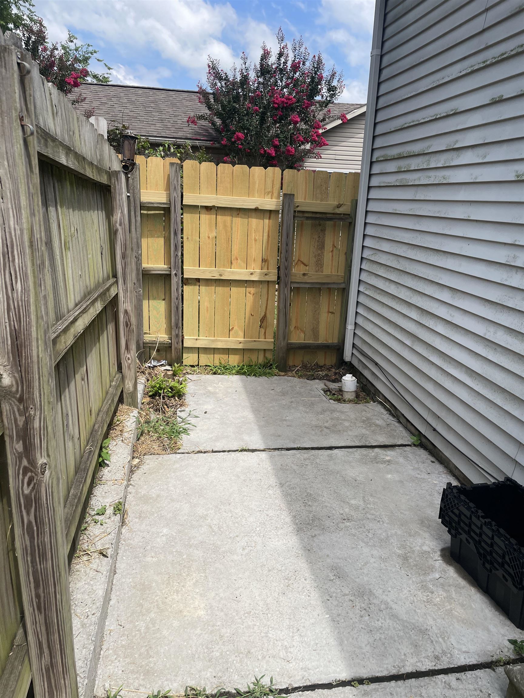 511 7th Street, Owensboro, Kentucky 42303, 2 Bedrooms Bedrooms, ,1 BathroomBathrooms,Single Family Residence,For Sale,7th Street,90054