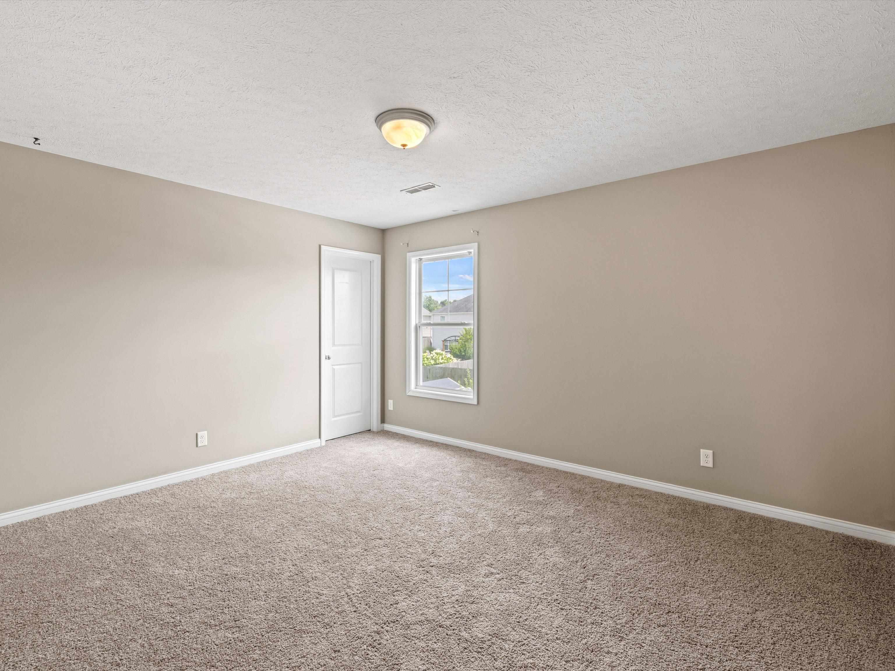 5506 Goldenrod Ln, Owensboro, Kentucky 42301, 5 Bedrooms Bedrooms, ,2 BathroomsBathrooms,Single Family Residence,For Sale,Goldenrod Ln,90059