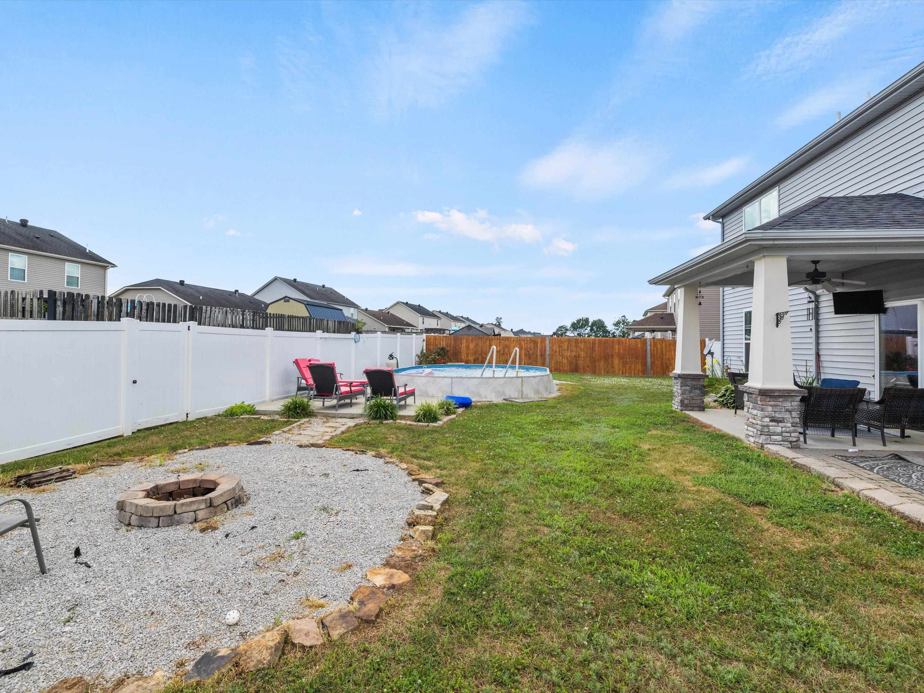5506 Goldenrod Ln, Owensboro, Kentucky 42301, 5 Bedrooms Bedrooms, ,2 BathroomsBathrooms,Single Family Residence,For Sale,Goldenrod Ln,90059