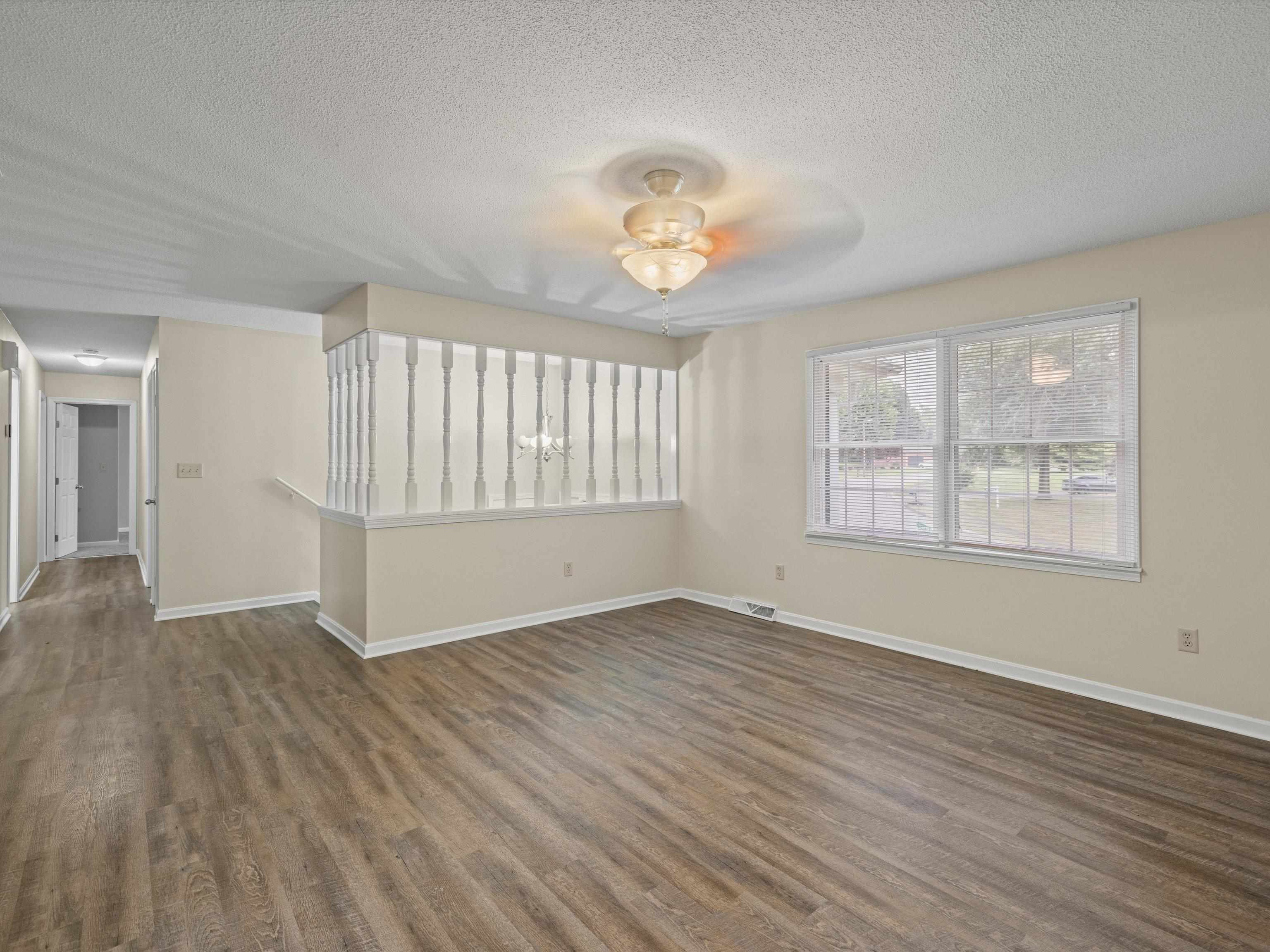 2332 Crescent Hill Court, Owensboro, Kentucky 42303, 3 Bedrooms Bedrooms, ,2 BathroomsBathrooms,Single Family Residence,For Sale,Crescent Hill Court,90069