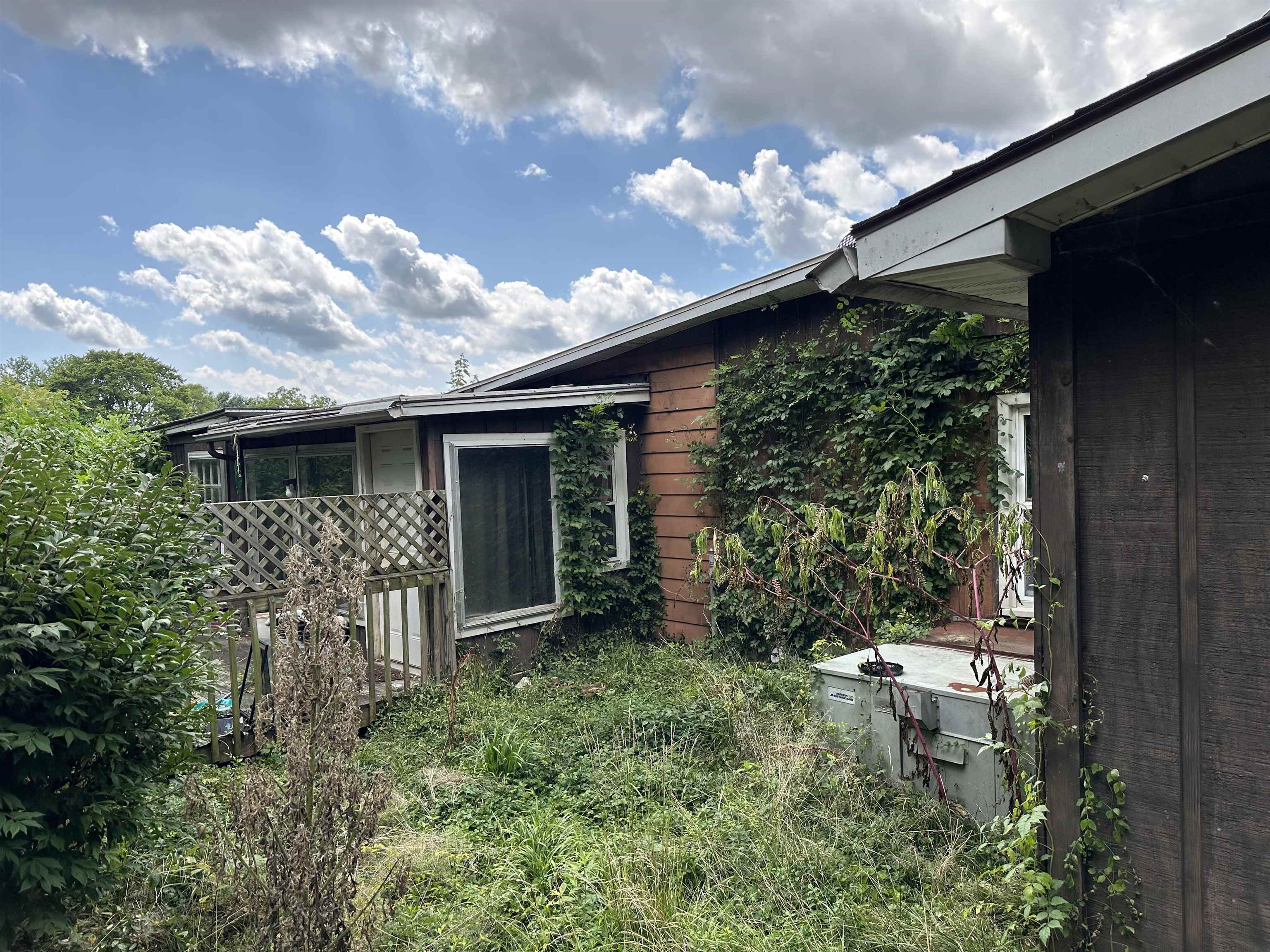 1416 Fuqua Ct, Owensboro, Kentucky 42303, 3 Bedrooms Bedrooms, ,1 BathroomBathrooms,Single Family Residence,For Sale,Fuqua Ct,90072