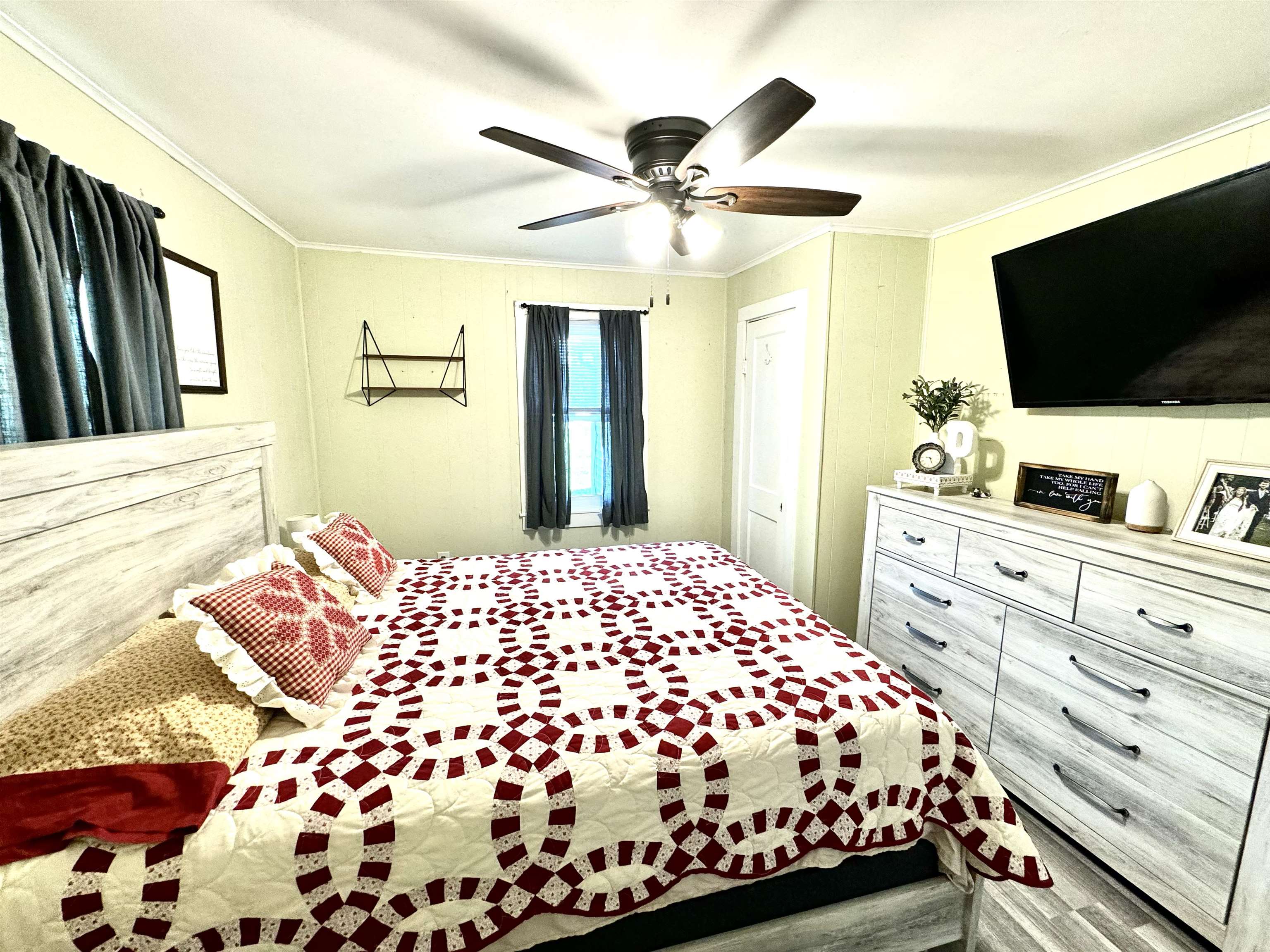 5677 Old Hwy 54, Philpot, Kentucky 42366, 2 Bedrooms Bedrooms, ,1 BathroomBathrooms,Single Family Residence,For Sale,Old Hwy 54,90073