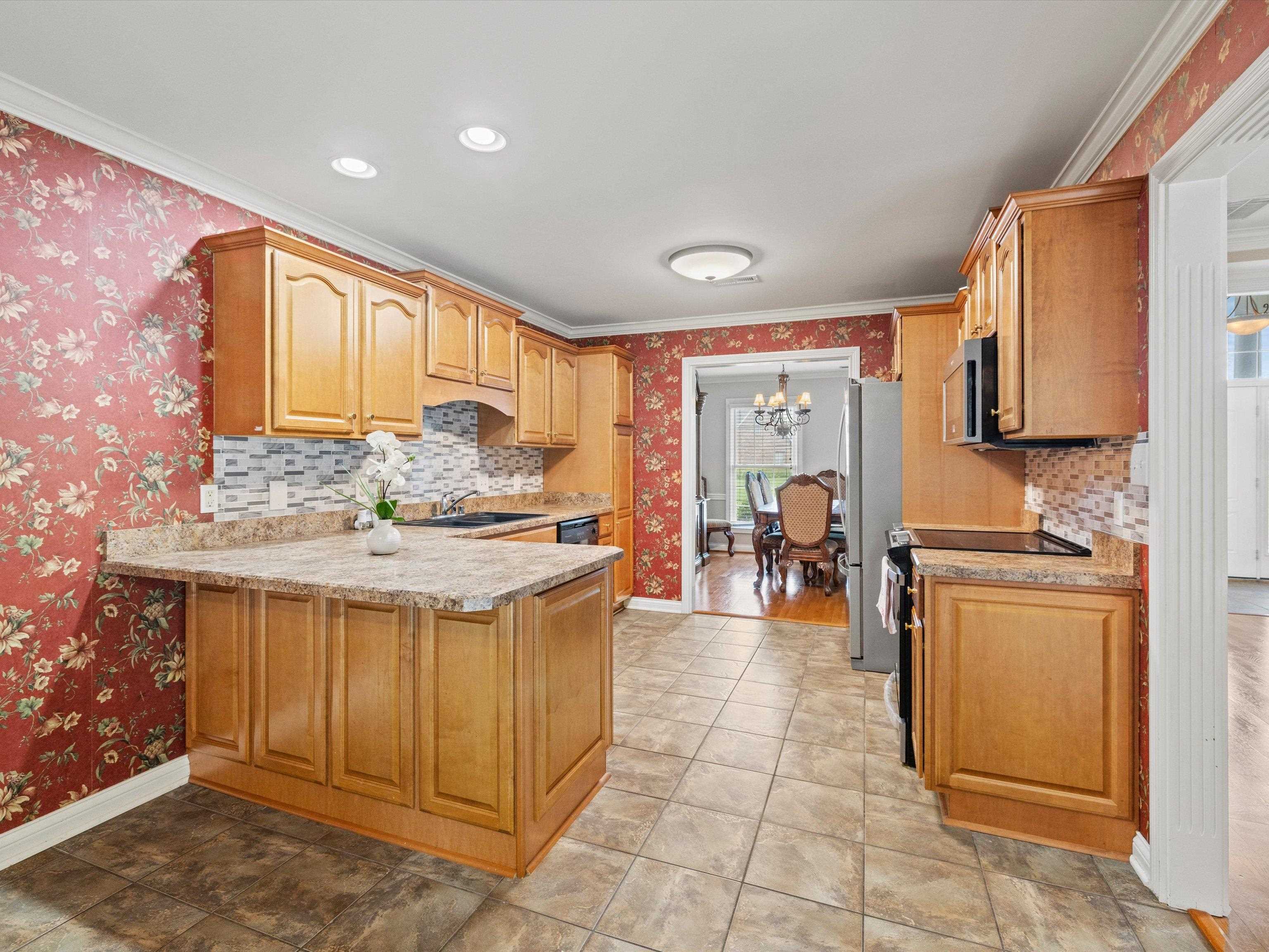 3878 Pine Lake Ct, Owensboro, Kentucky 42303, 3 Bedrooms Bedrooms, ,2 BathroomsBathrooms,Single Family Residence,For Sale,Pine Lake Ct,90074