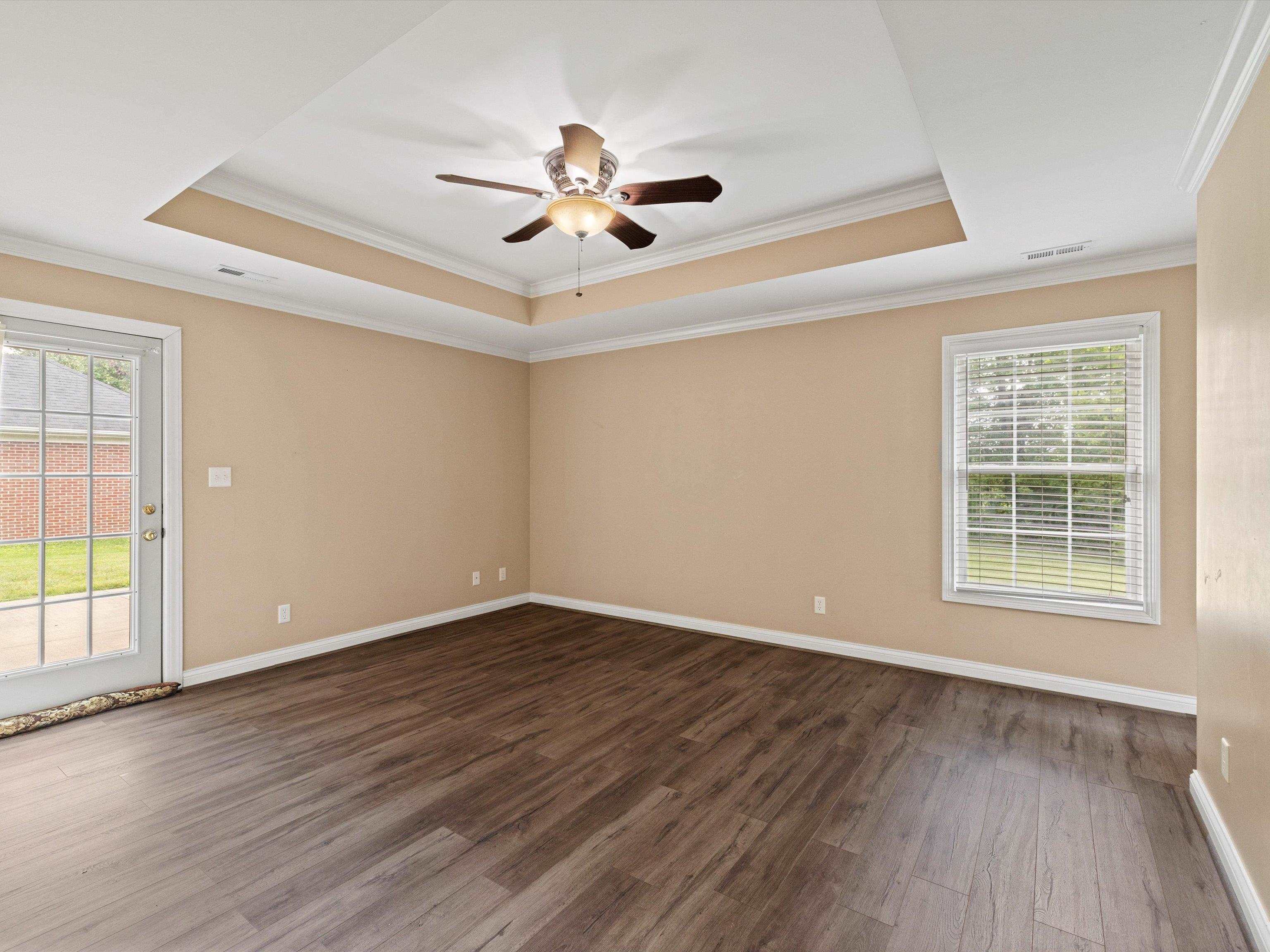 3878 Pine Lake Ct, Owensboro, Kentucky 42303, 3 Bedrooms Bedrooms, ,2 BathroomsBathrooms,Single Family Residence,For Sale,Pine Lake Ct,90074