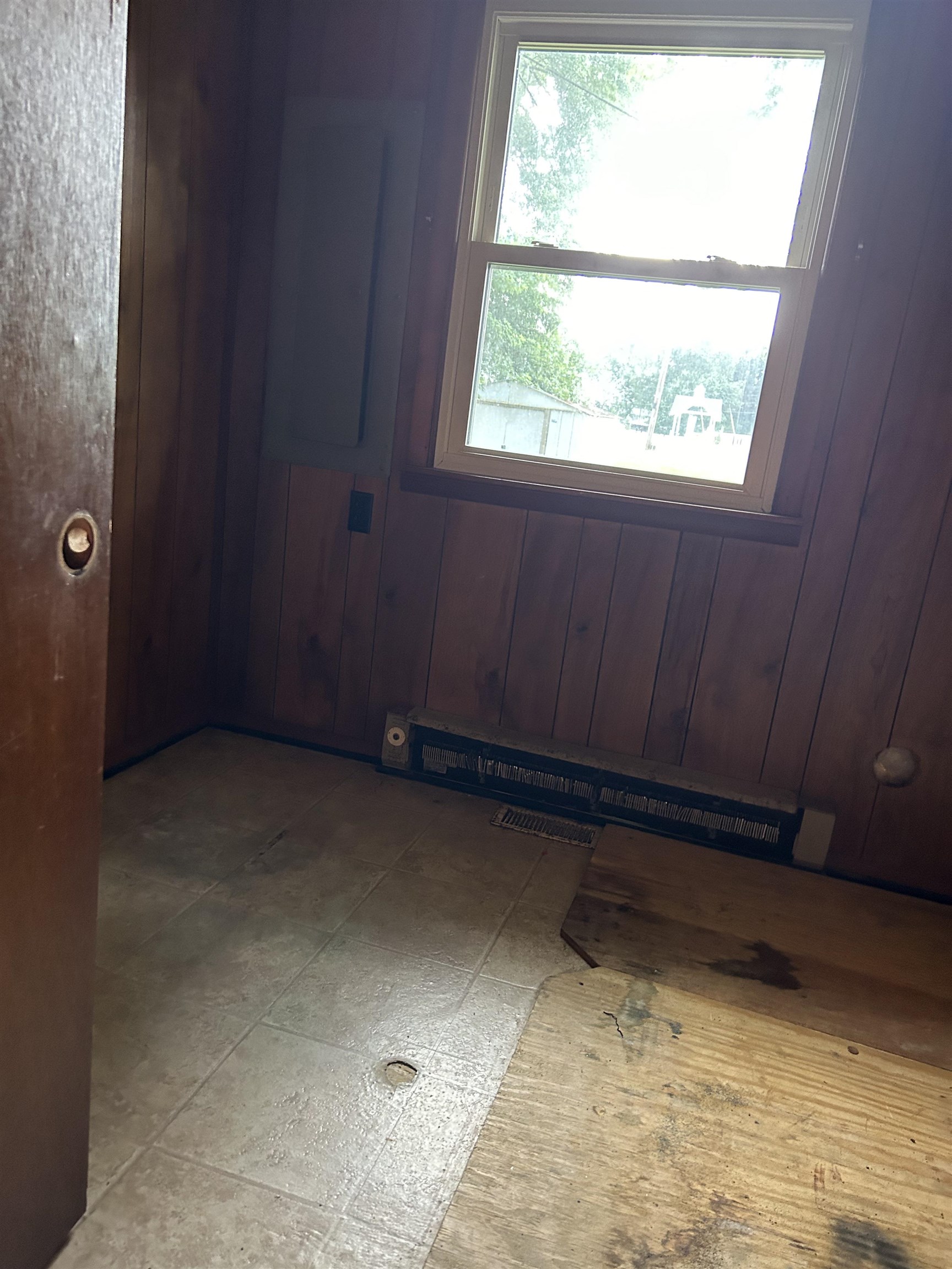 130 Homer Young, Lewisport, Kentucky 42351, 3 Bedrooms Bedrooms, ,1 BathroomBathrooms,Single Family Residence,For Sale,Homer Young,90076