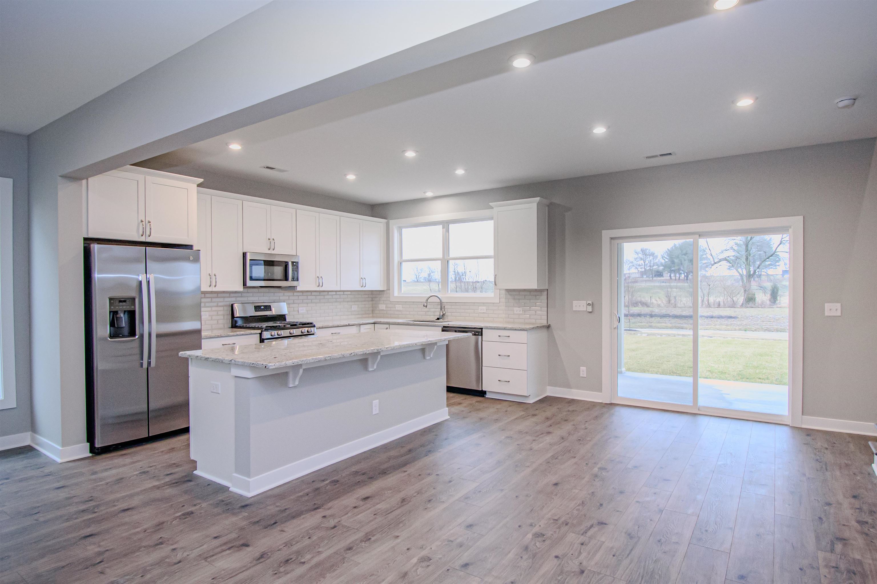 2022 Pebble Wood Dr, Owensboro, Kentucky 42303, 4 Bedrooms Bedrooms, ,2 BathroomsBathrooms,Single Family Residence,For Sale,Pebble Wood Dr,90078