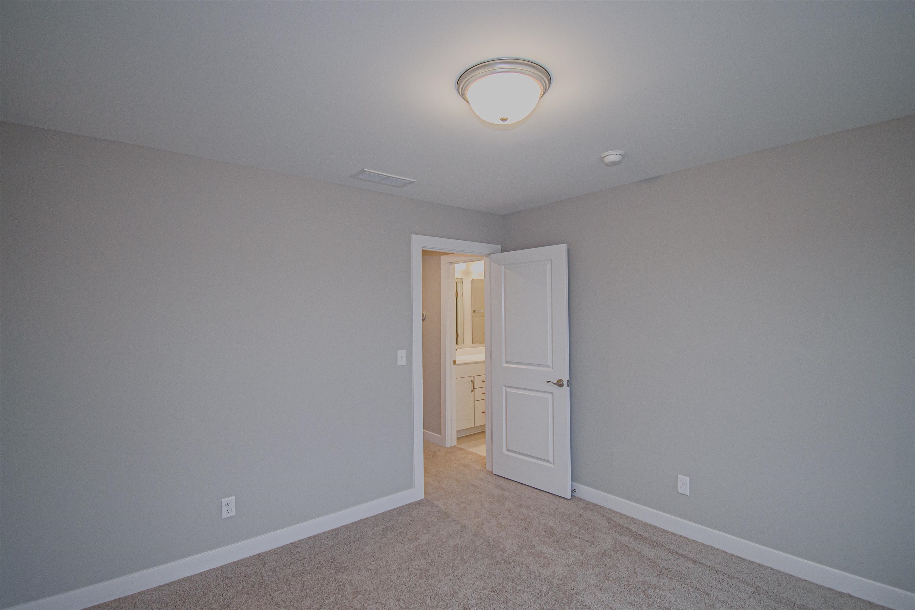 2022 Pebble Wood Dr, Owensboro, Kentucky 42303, 4 Bedrooms Bedrooms, ,2 BathroomsBathrooms,Single Family Residence,For Sale,Pebble Wood Dr,90078