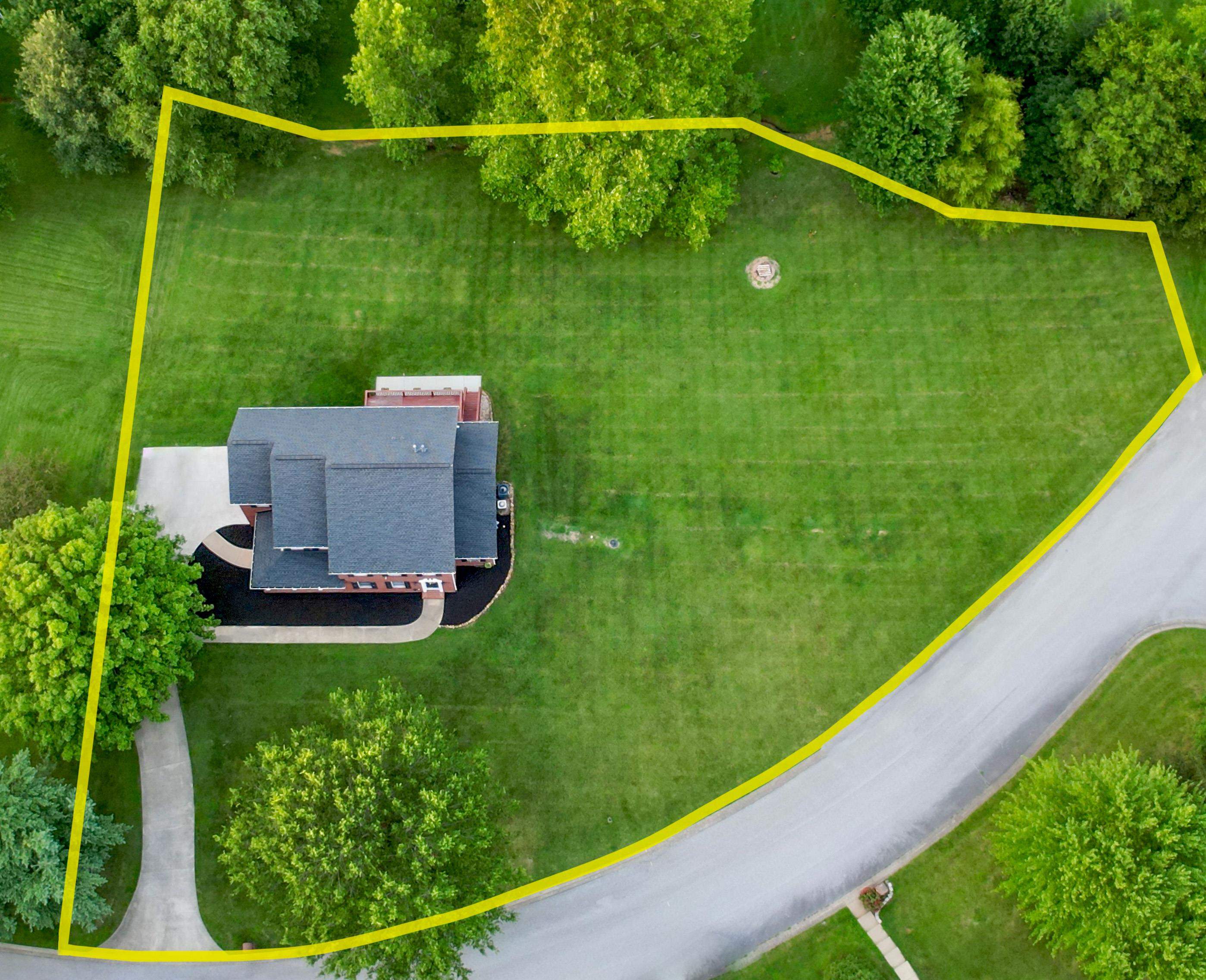 4841 Timber Ridge Drive, Owensboro, Kentucky 42303, 5 Bedrooms Bedrooms, ,3 BathroomsBathrooms,Single Family Residence,For Sale,Timber Ridge Drive,90079