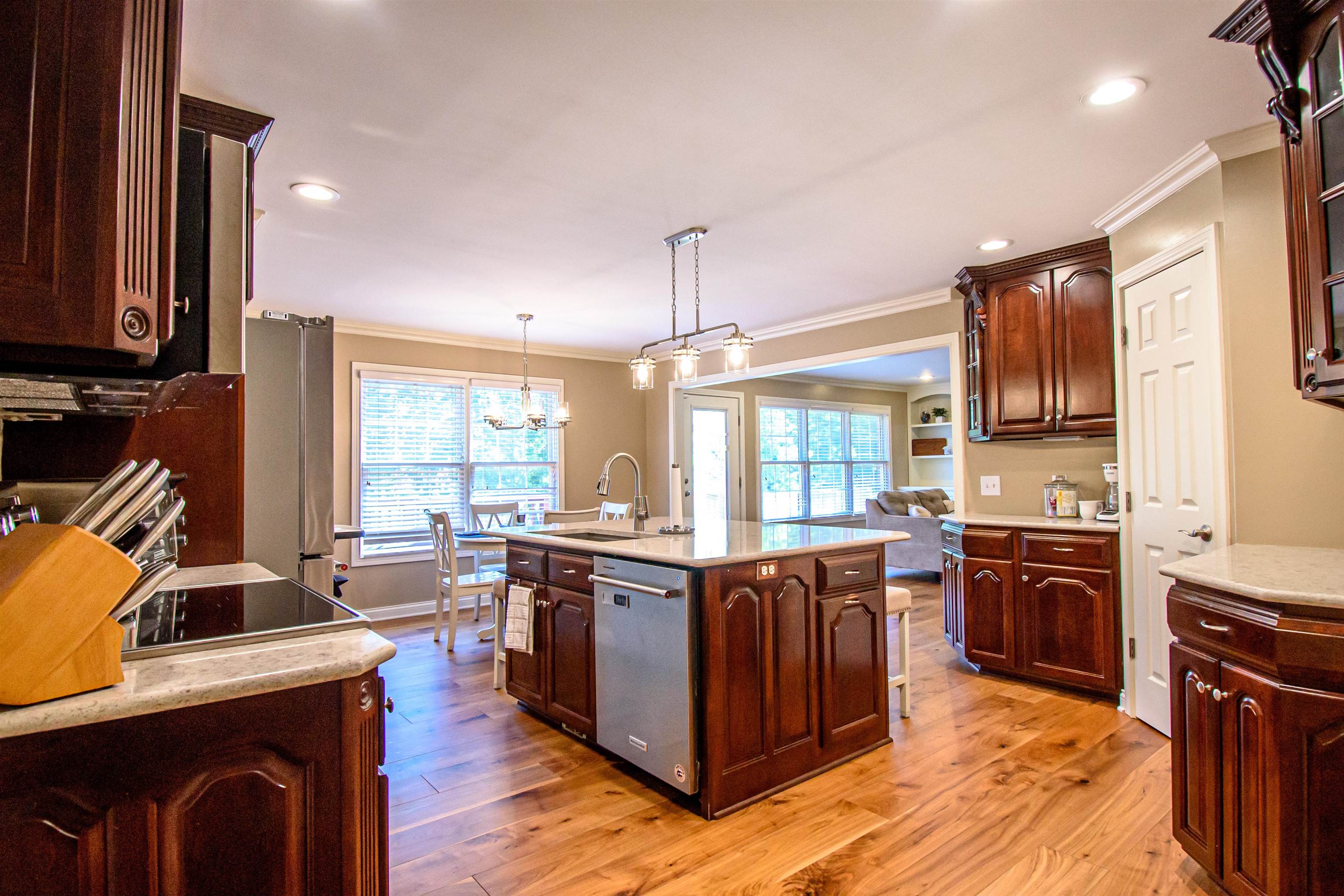 4841 Timber Ridge Drive, Owensboro, Kentucky 42303, 5 Bedrooms Bedrooms, ,3 BathroomsBathrooms,Single Family Residence,For Sale,Timber Ridge Drive,90079