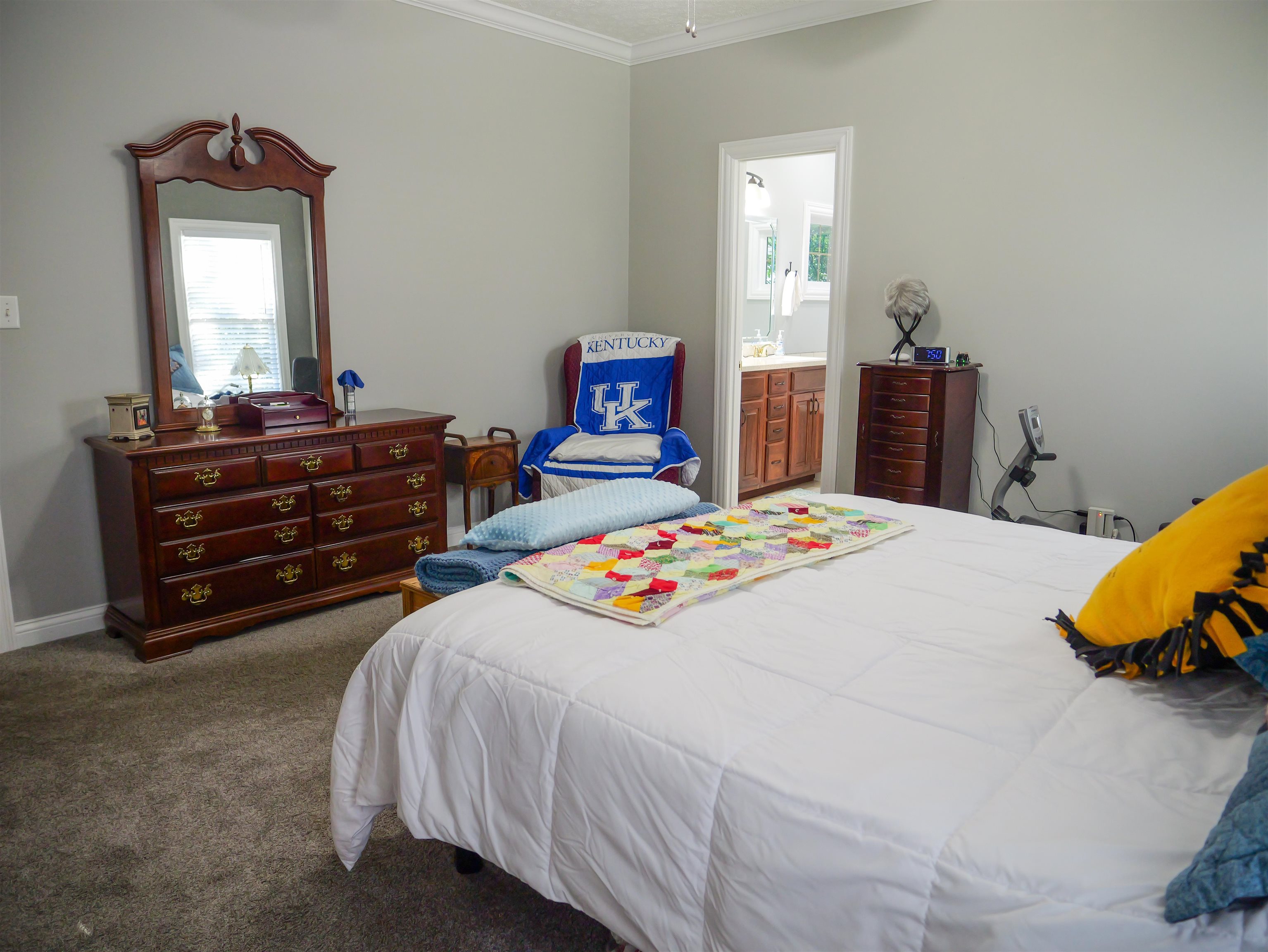 4025 Pine Lake Ct., Owensboro, Kentucky 42303, 4 Bedrooms Bedrooms, ,2 BathroomsBathrooms,Single Family Residence,For Sale,Pine Lake Ct.,90082