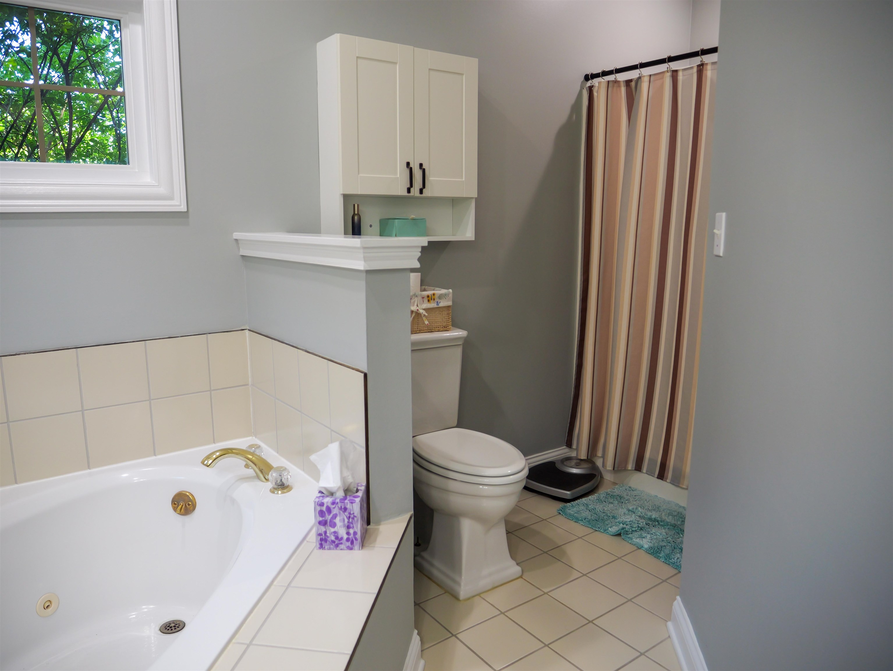4025 Pine Lake Ct., Owensboro, Kentucky 42303, 4 Bedrooms Bedrooms, ,2 BathroomsBathrooms,Single Family Residence,For Sale,Pine Lake Ct.,90082