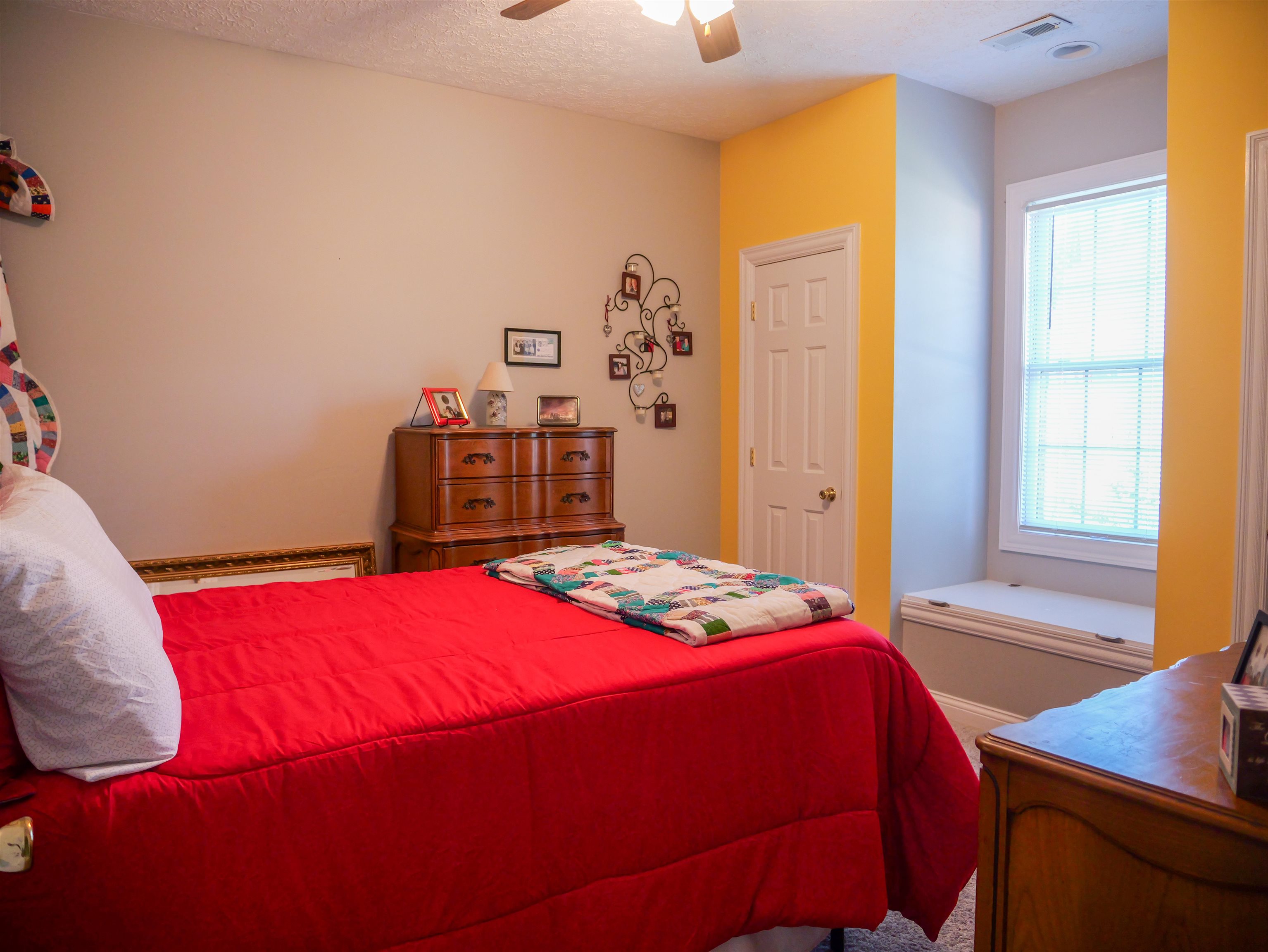 4025 Pine Lake Ct., Owensboro, Kentucky 42303, 4 Bedrooms Bedrooms, ,2 BathroomsBathrooms,Single Family Residence,For Sale,Pine Lake Ct.,90082