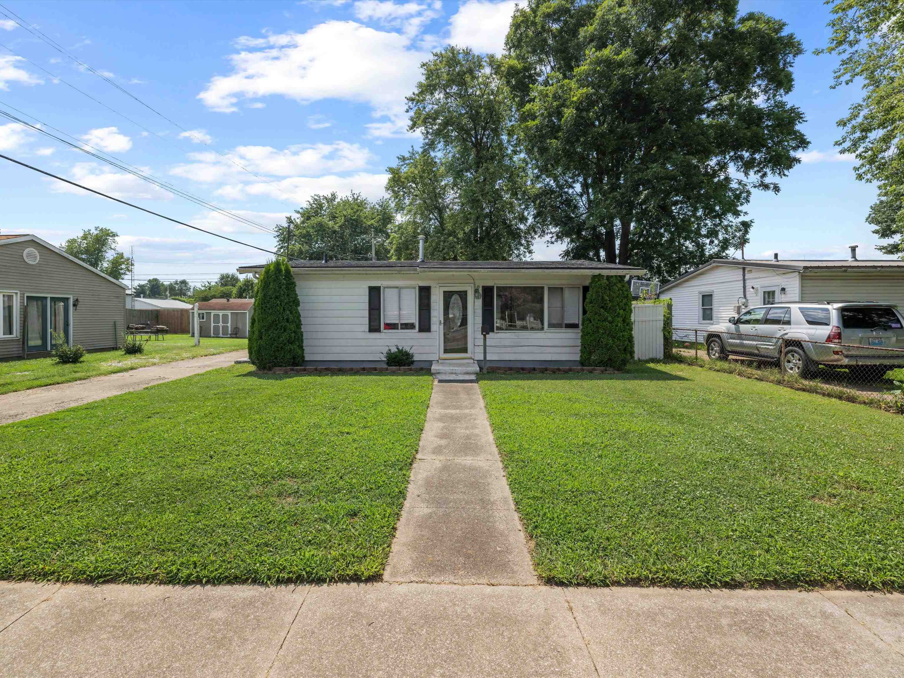 630 Carter Road, Owensboro, Kentucky 42301, 3 Bedrooms Bedrooms, ,1 BathroomBathrooms,Single Family Residence,For Sale,Carter Road,90086