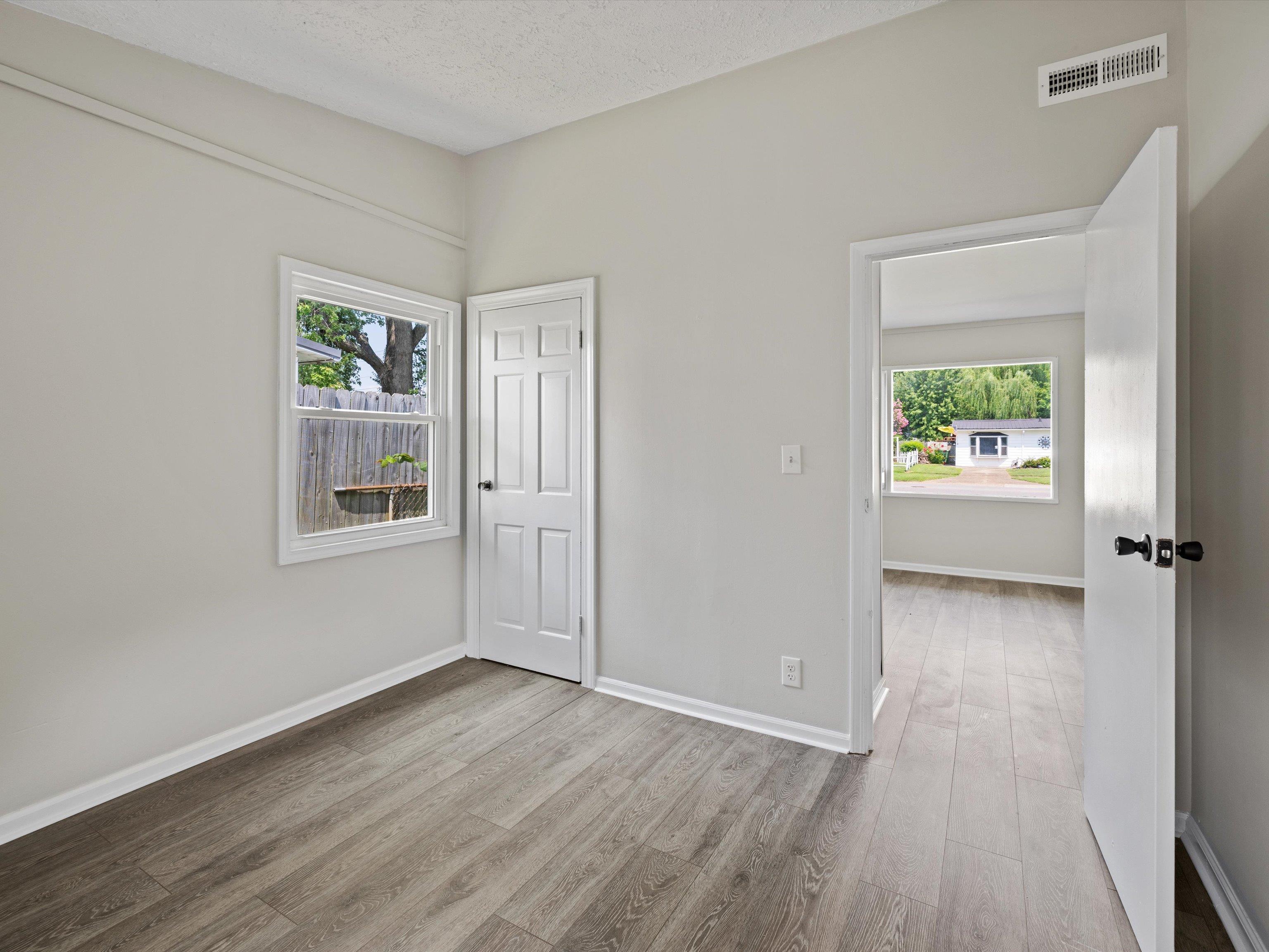 630 Carter Road, Owensboro, Kentucky 42301, 3 Bedrooms Bedrooms, ,1 BathroomBathrooms,Single Family Residence,For Sale,Carter Road,90086