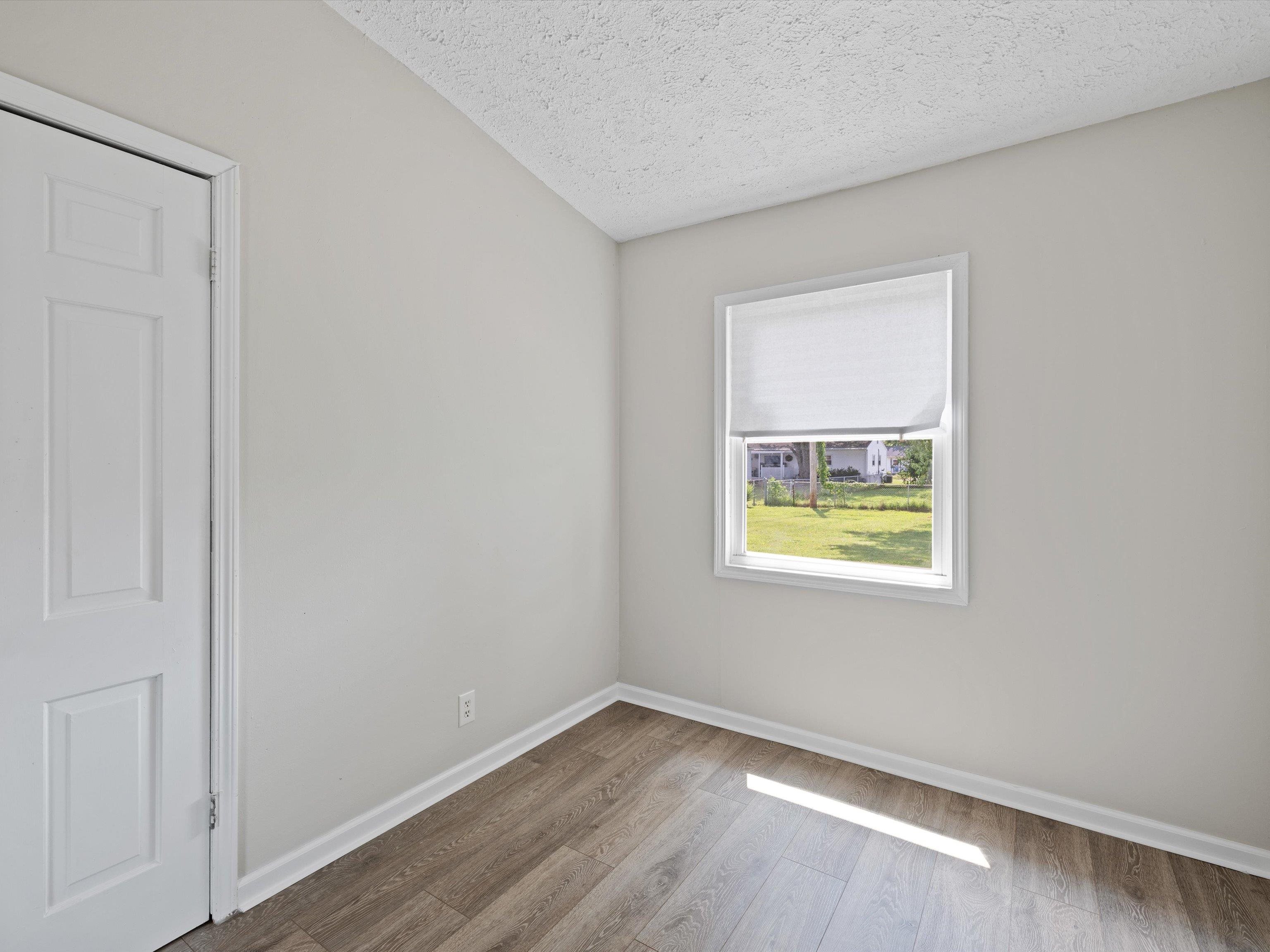 630 Carter Road, Owensboro, Kentucky 42301, 3 Bedrooms Bedrooms, ,1 BathroomBathrooms,Single Family Residence,For Sale,Carter Road,90086