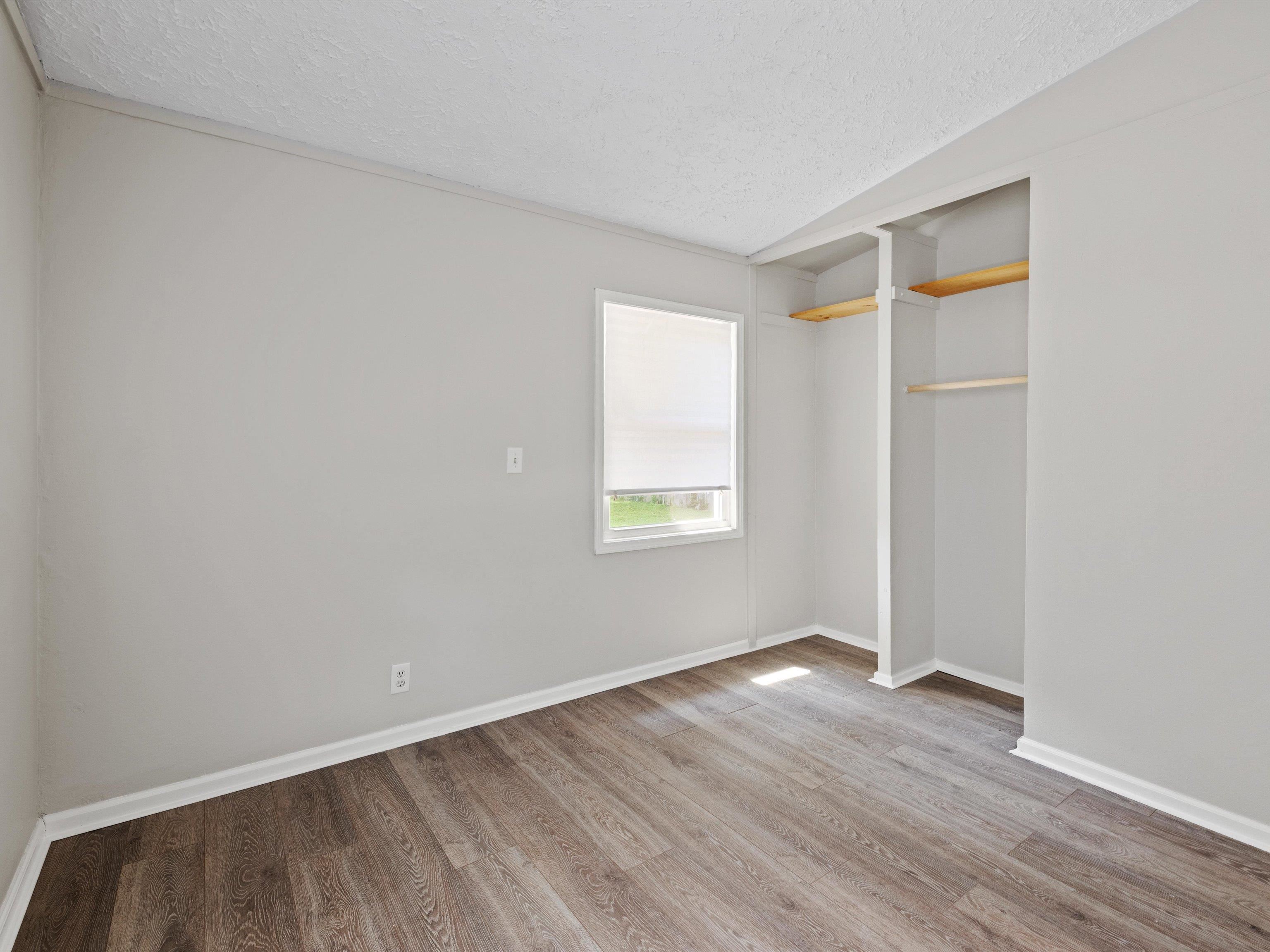 630 Carter Road, Owensboro, Kentucky 42301, 3 Bedrooms Bedrooms, ,1 BathroomBathrooms,Single Family Residence,For Sale,Carter Road,90086