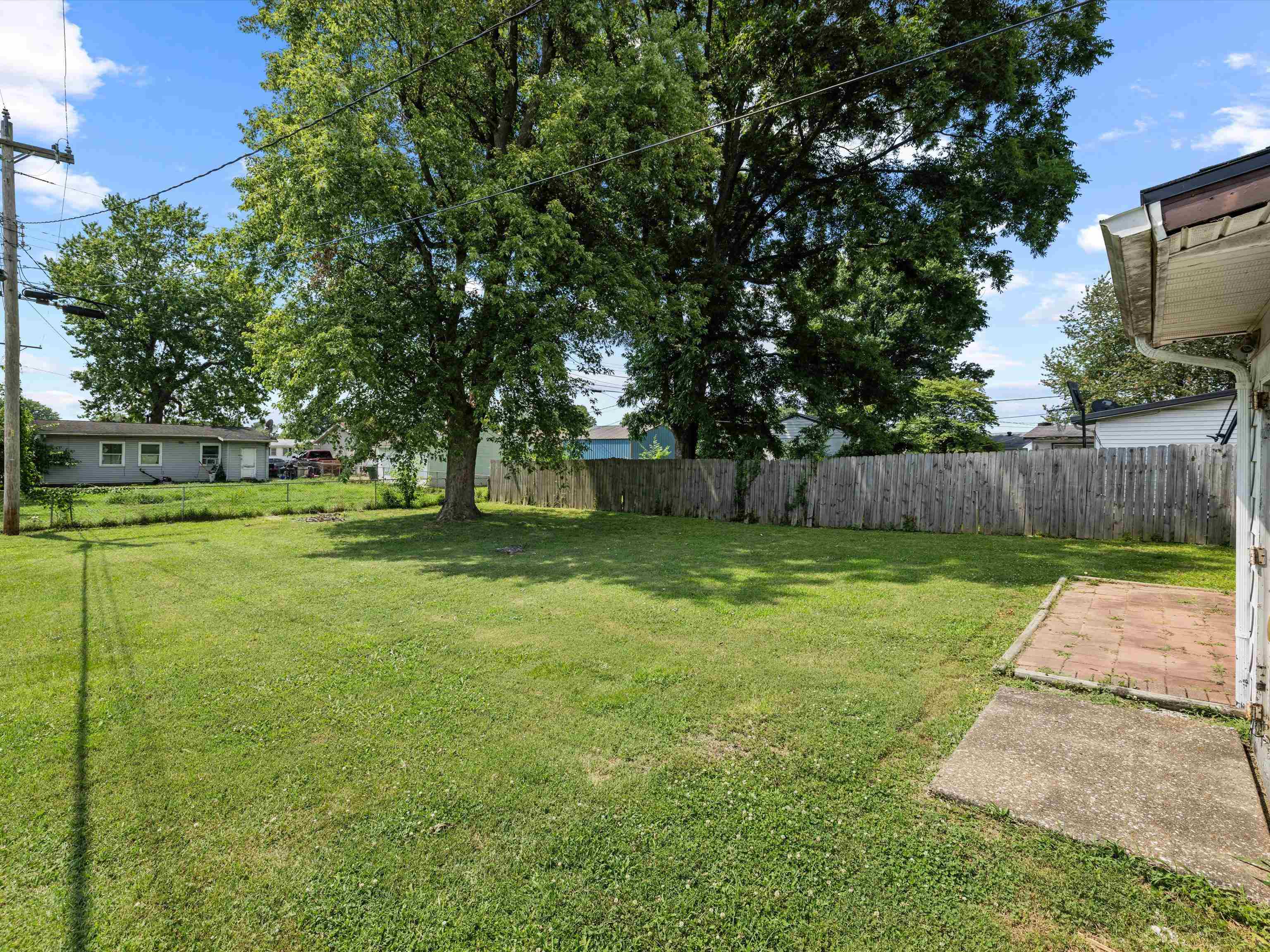 630 Carter Road, Owensboro, Kentucky 42301, 3 Bedrooms Bedrooms, ,1 BathroomBathrooms,Single Family Residence,For Sale,Carter Road,90086