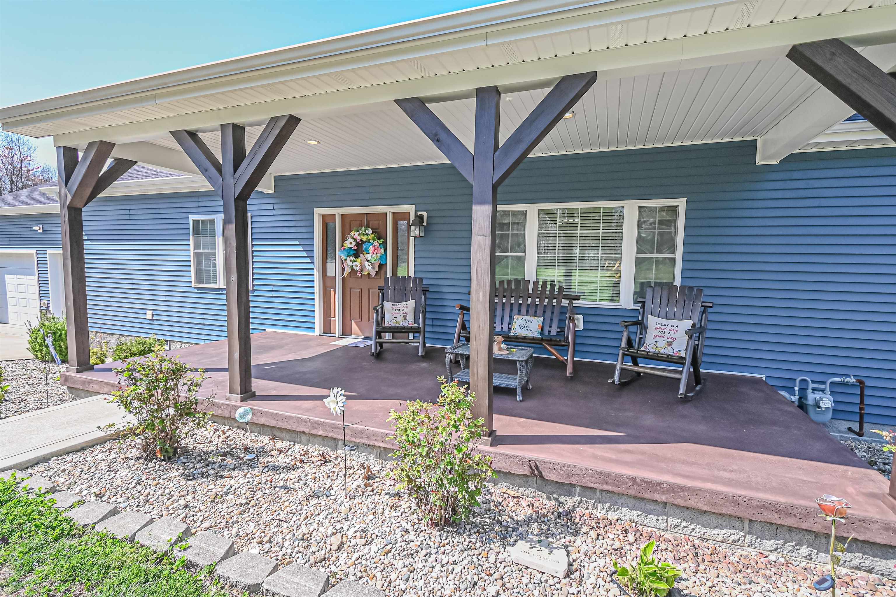 939 Gishton Rd., Central City, Kentucky 42366, 3 Bedrooms Bedrooms, ,2 BathroomsBathrooms,Single Family Residence,For Sale,Gishton Rd.,90088