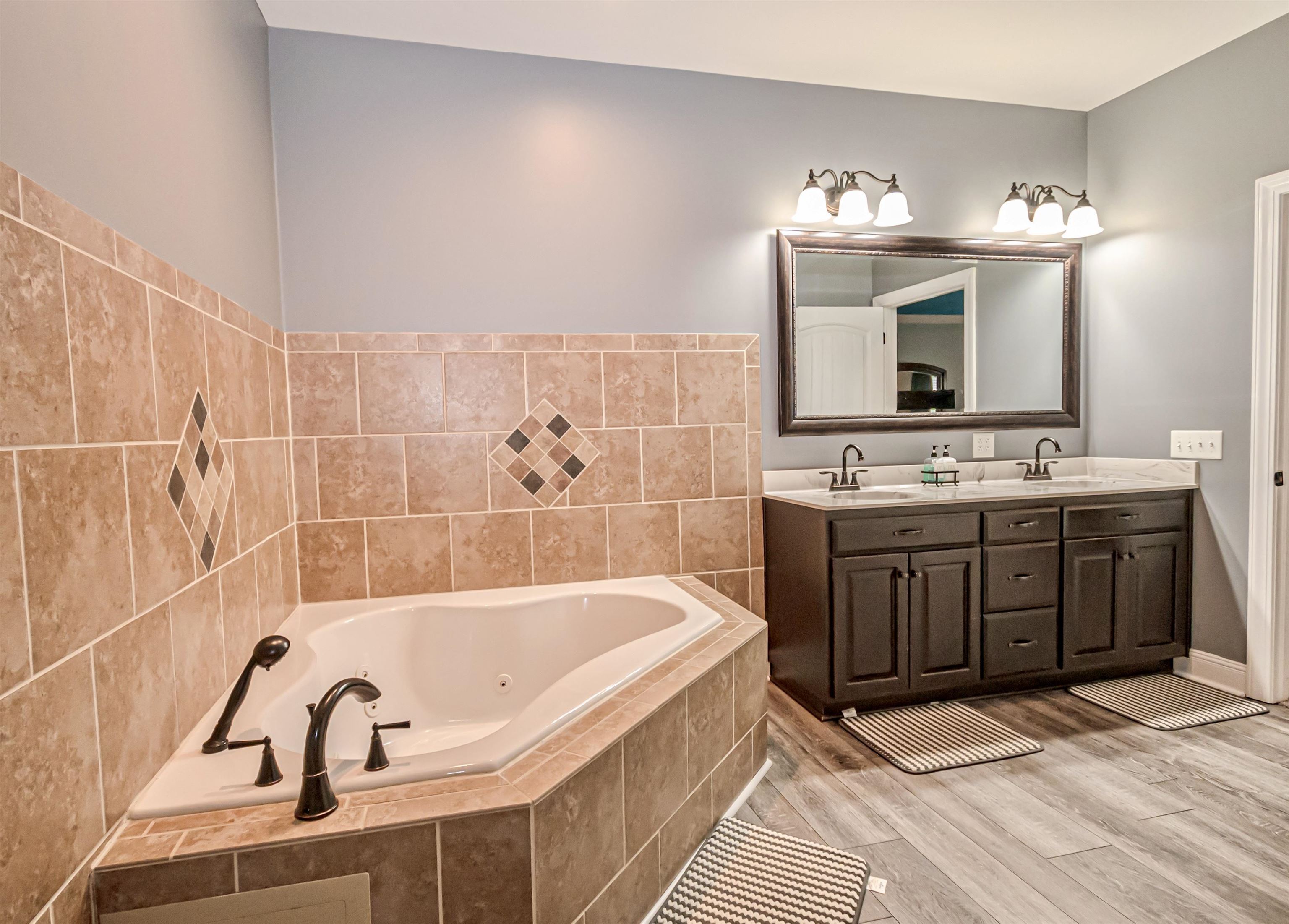939 Gishton Rd., Central City, Kentucky 42366, 3 Bedrooms Bedrooms, ,2 BathroomsBathrooms,Single Family Residence,For Sale,Gishton Rd.,90088