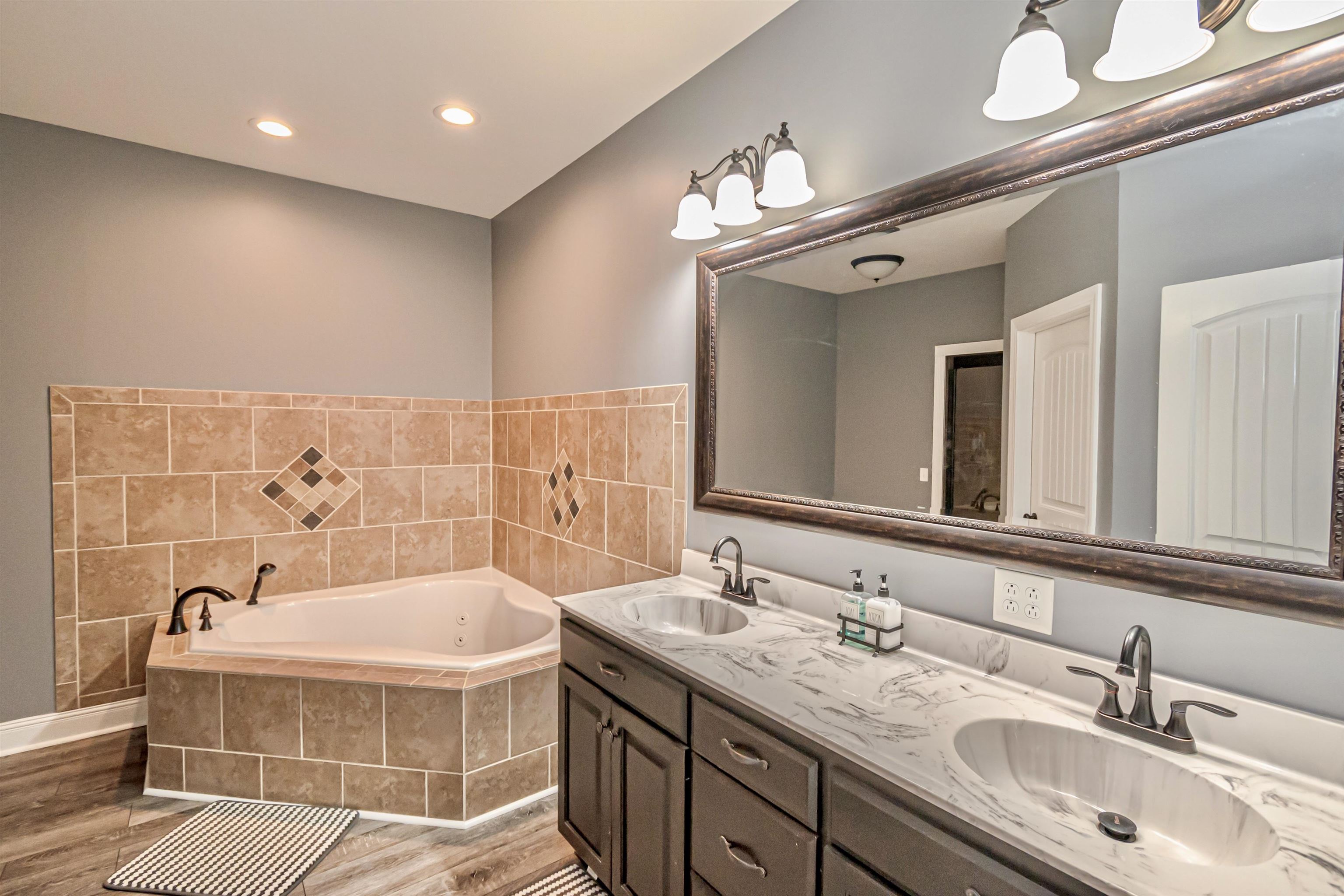 939 Gishton Rd., Central City, Kentucky 42366, 3 Bedrooms Bedrooms, ,2 BathroomsBathrooms,Single Family Residence,For Sale,Gishton Rd.,90088