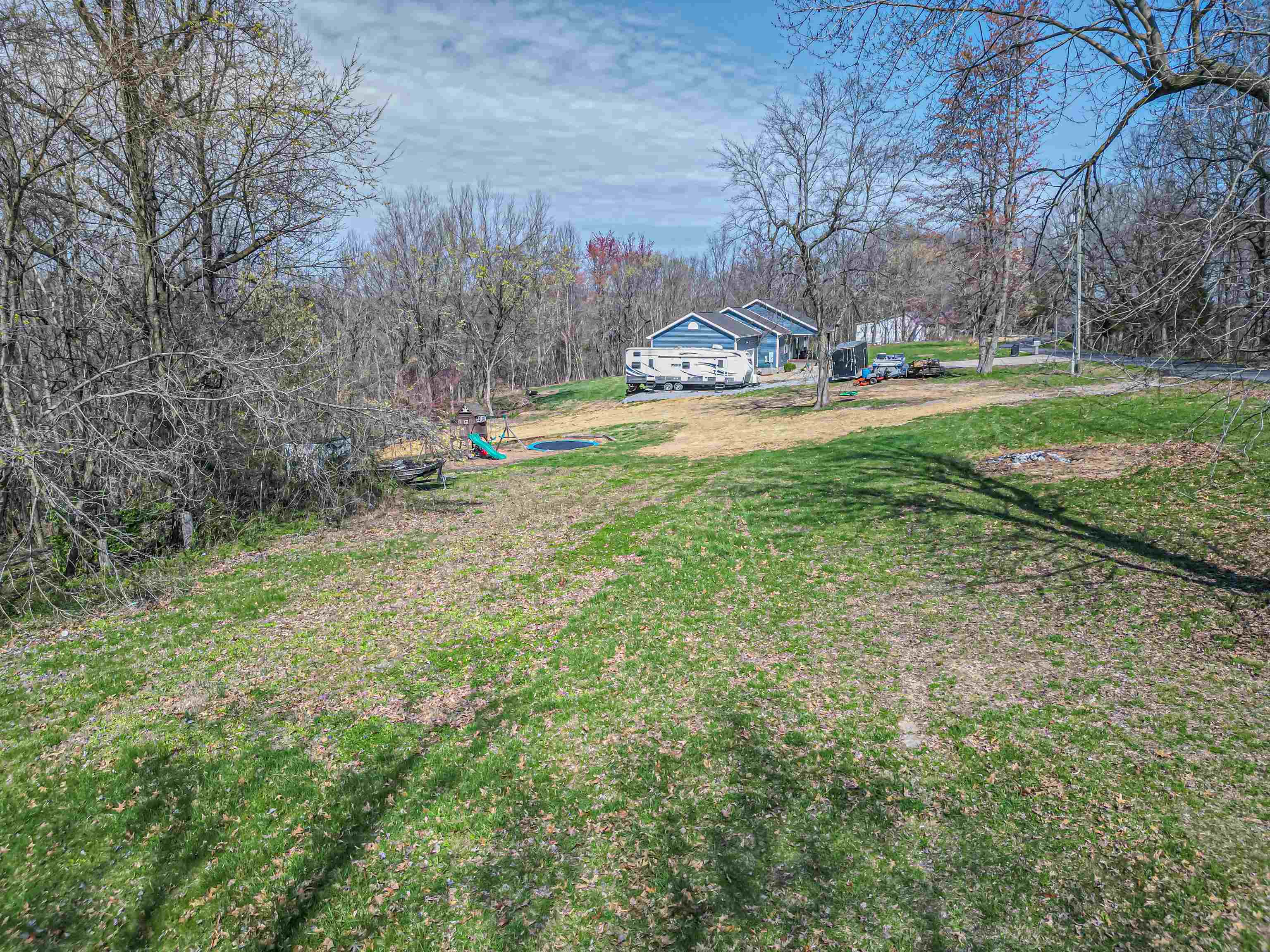 939 Gishton Rd., Central City, Kentucky 42366, 3 Bedrooms Bedrooms, ,2 BathroomsBathrooms,Single Family Residence,For Sale,Gishton Rd.,90088