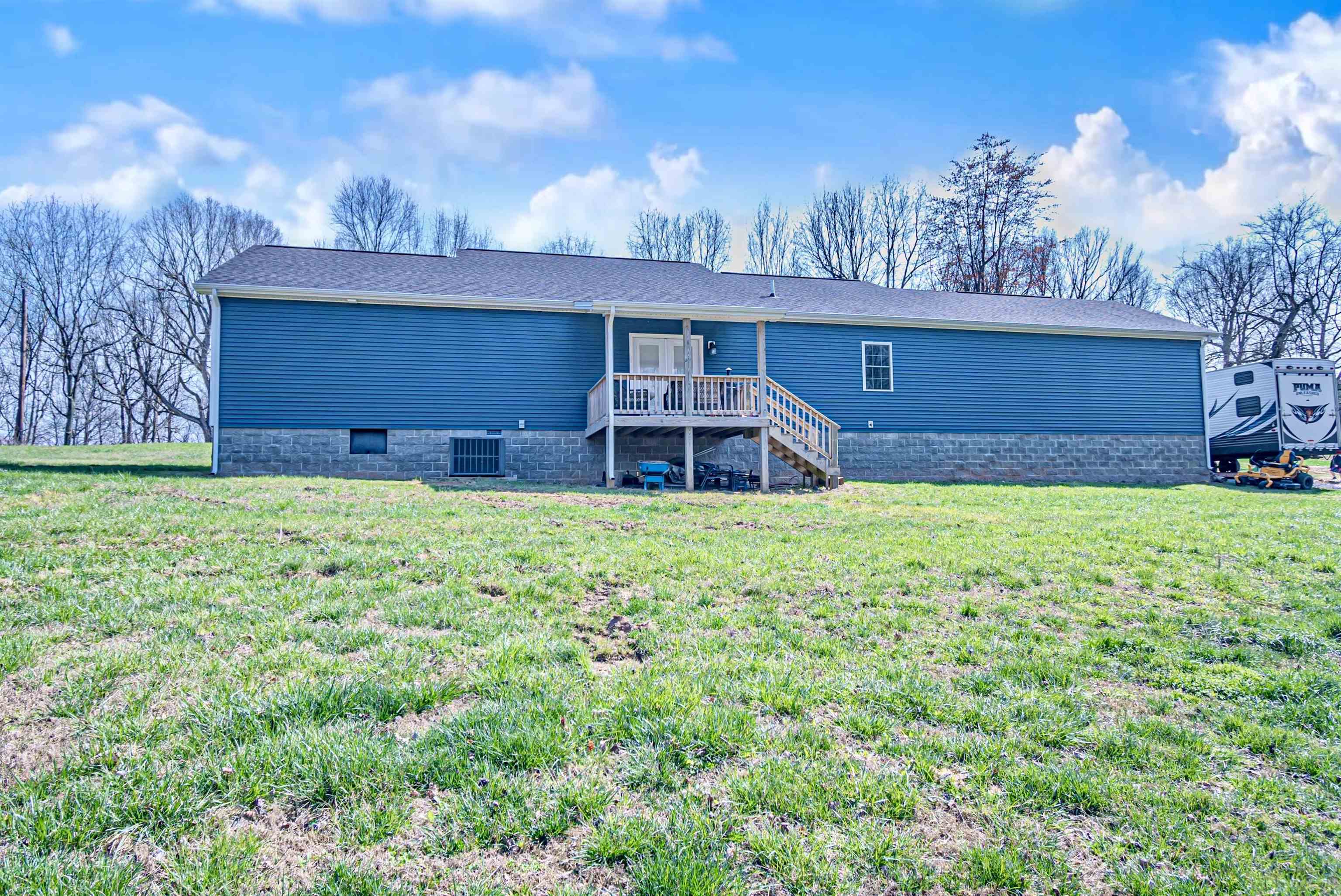 939 Gishton Rd., Central City, Kentucky 42366, 3 Bedrooms Bedrooms, ,2 BathroomsBathrooms,Single Family Residence,For Sale,Gishton Rd.,90088
