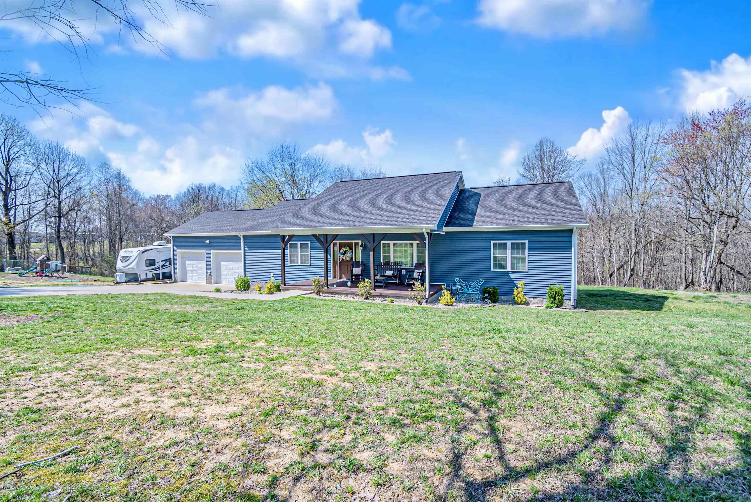 939 Gishton Rd., Central City, Kentucky 42366, 3 Bedrooms Bedrooms, ,2 BathroomsBathrooms,Single Family Residence,For Sale,Gishton Rd.,90088