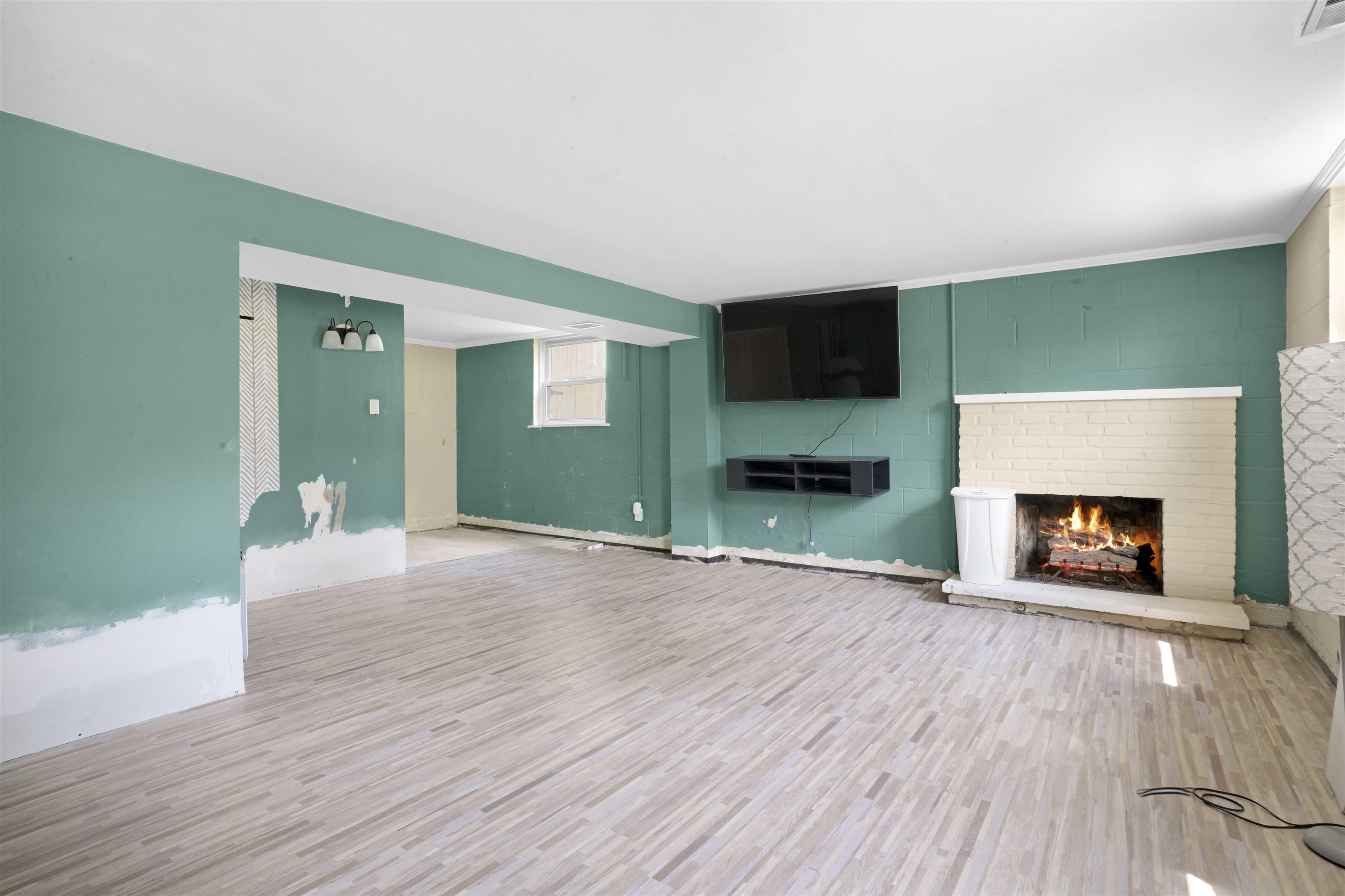 5212 Berry Ln, Evansville, Indiana 47710, 4 Bedrooms Bedrooms, ,2 BathroomsBathrooms,Single Family Residence,For Sale,Berry Ln,90090