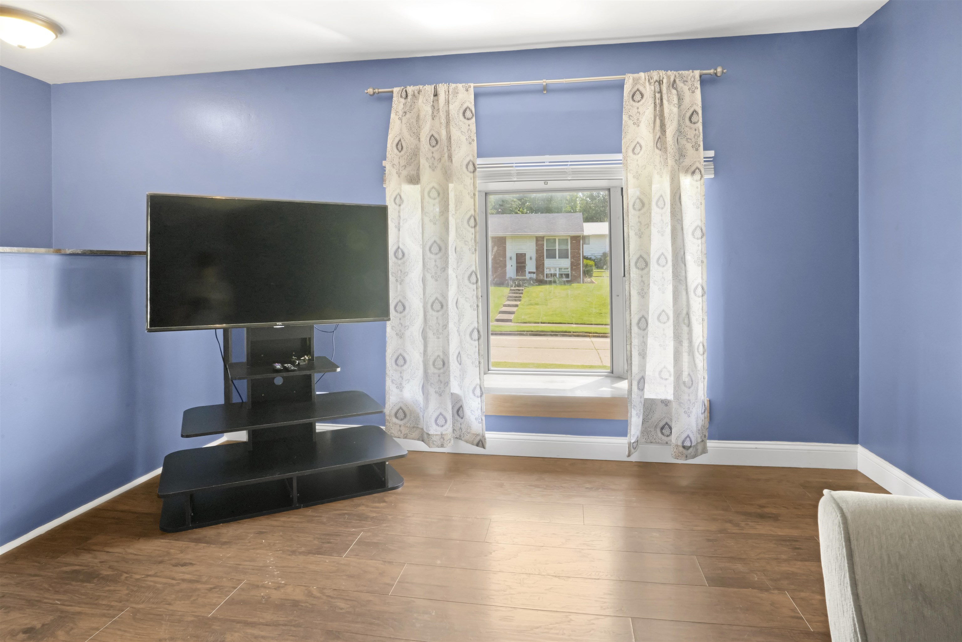 5212 Berry Ln, Evansville, Indiana 47710, 4 Bedrooms Bedrooms, ,2 BathroomsBathrooms,Single Family Residence,For Sale,Berry Ln,90090