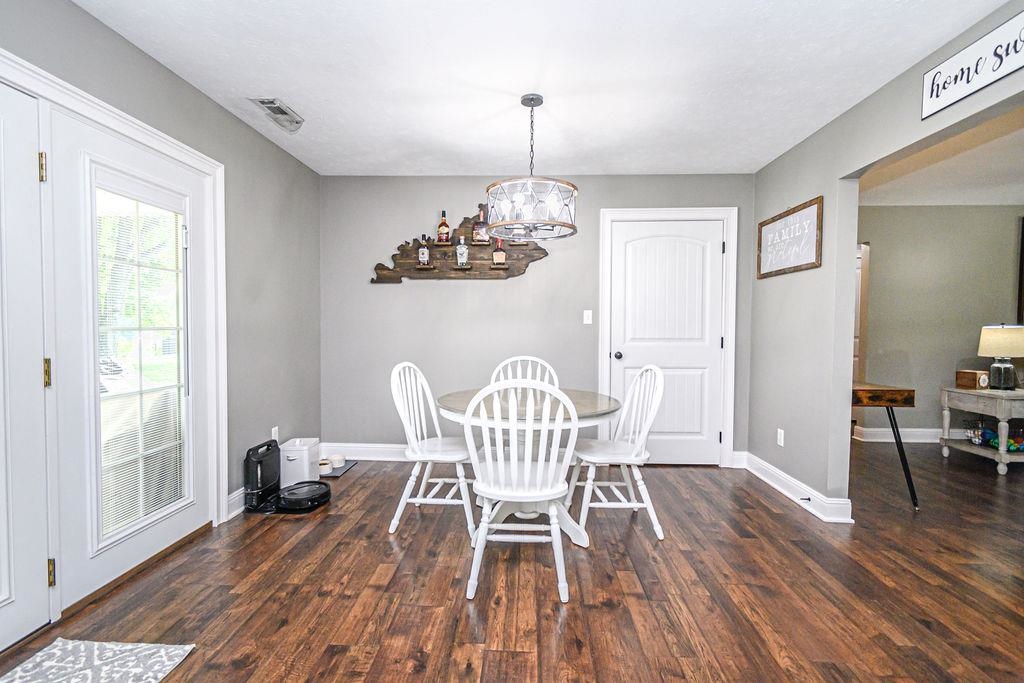 3923 Greenback Road, Utica, Kentucky 42376, 3 Bedrooms Bedrooms, ,2 BathroomsBathrooms,Single Family Residence,For Sale,Greenback Road,90091