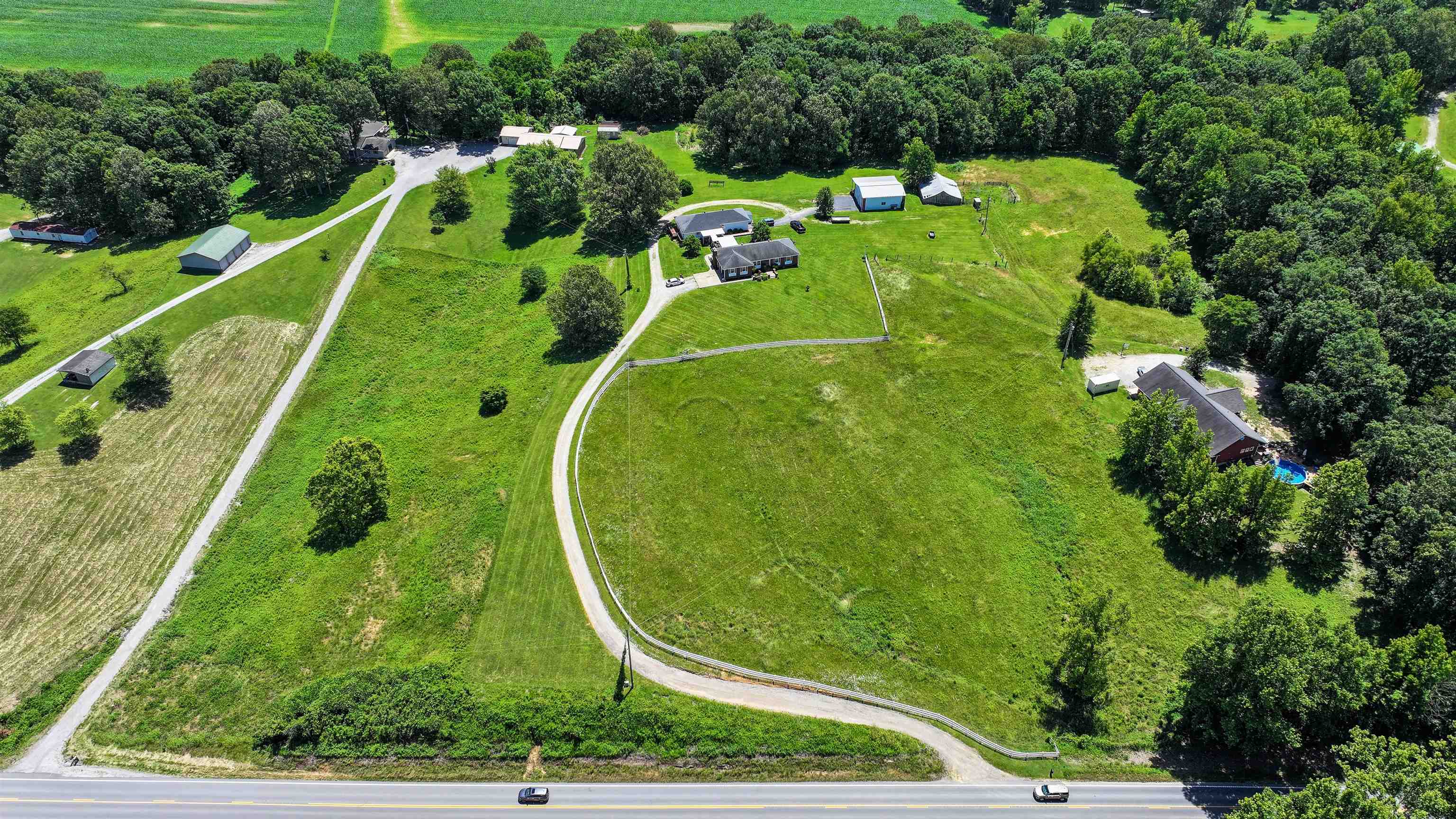 11760 US HWY 431 N, Central City, Kentucky 42330, 2 Bedrooms Bedrooms, ,1 BathroomBathrooms,Single Family Residence,For Sale,US HWY 431 N,90094