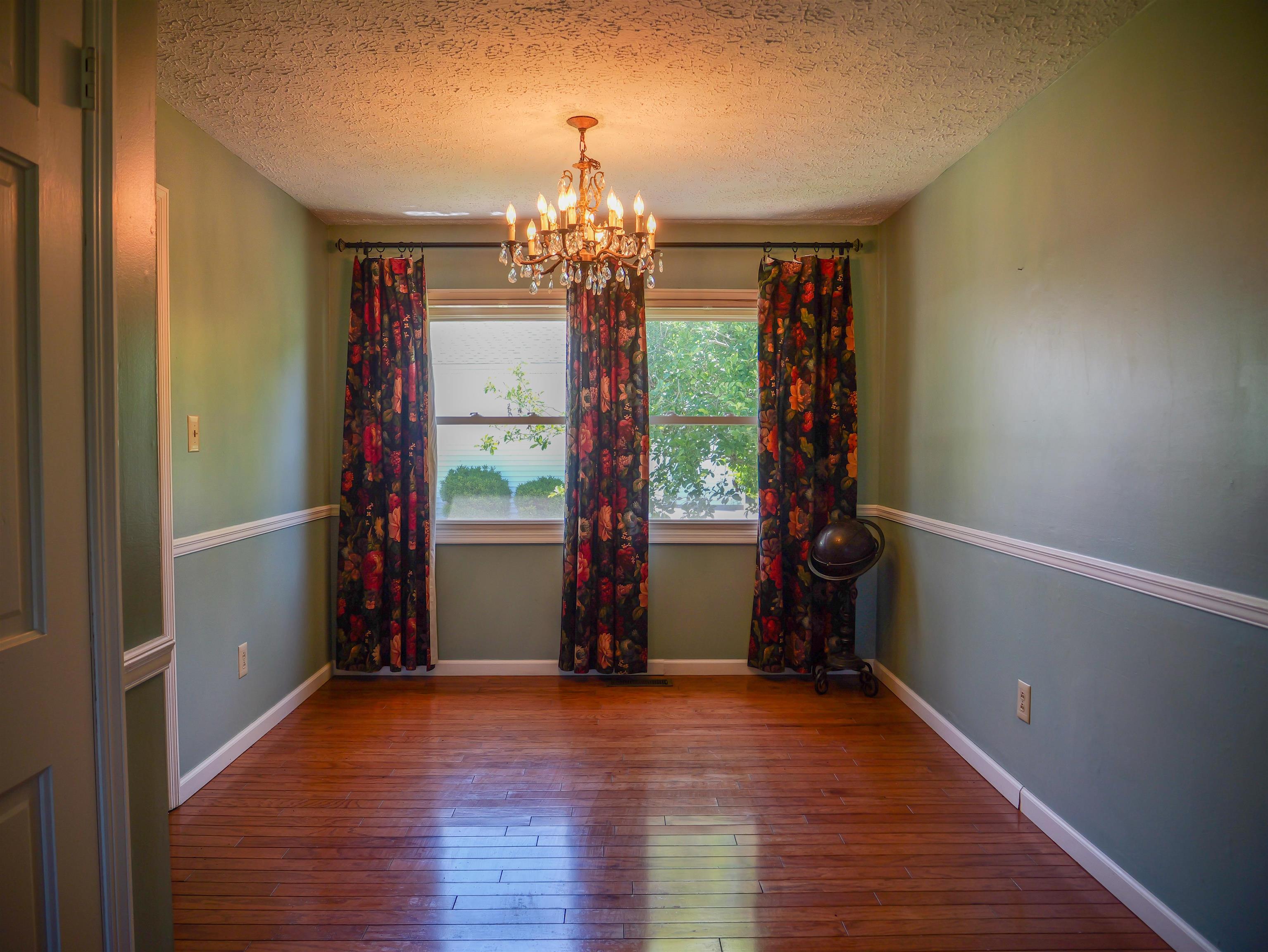 11760 US HWY 431 N, Central City, Kentucky 42330, 2 Bedrooms Bedrooms, ,1 BathroomBathrooms,Single Family Residence,For Sale,US HWY 431 N,90094
