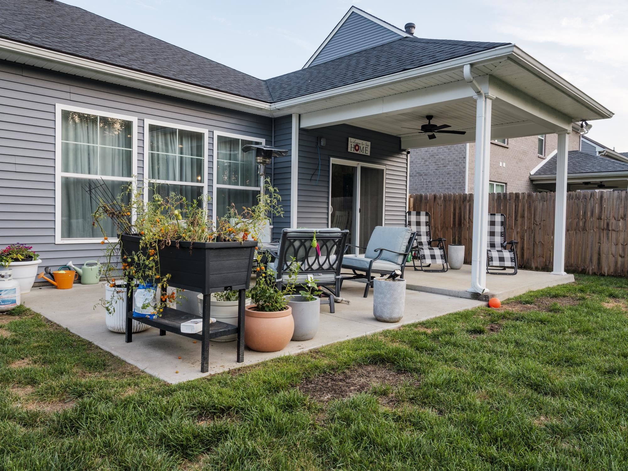 4109 Red Clover Dr., Owensboro, Kentucky 42303, 3 Bedrooms Bedrooms, ,2 BathroomsBathrooms,Single Family Residence,For Sale,Red Clover Dr.,90098