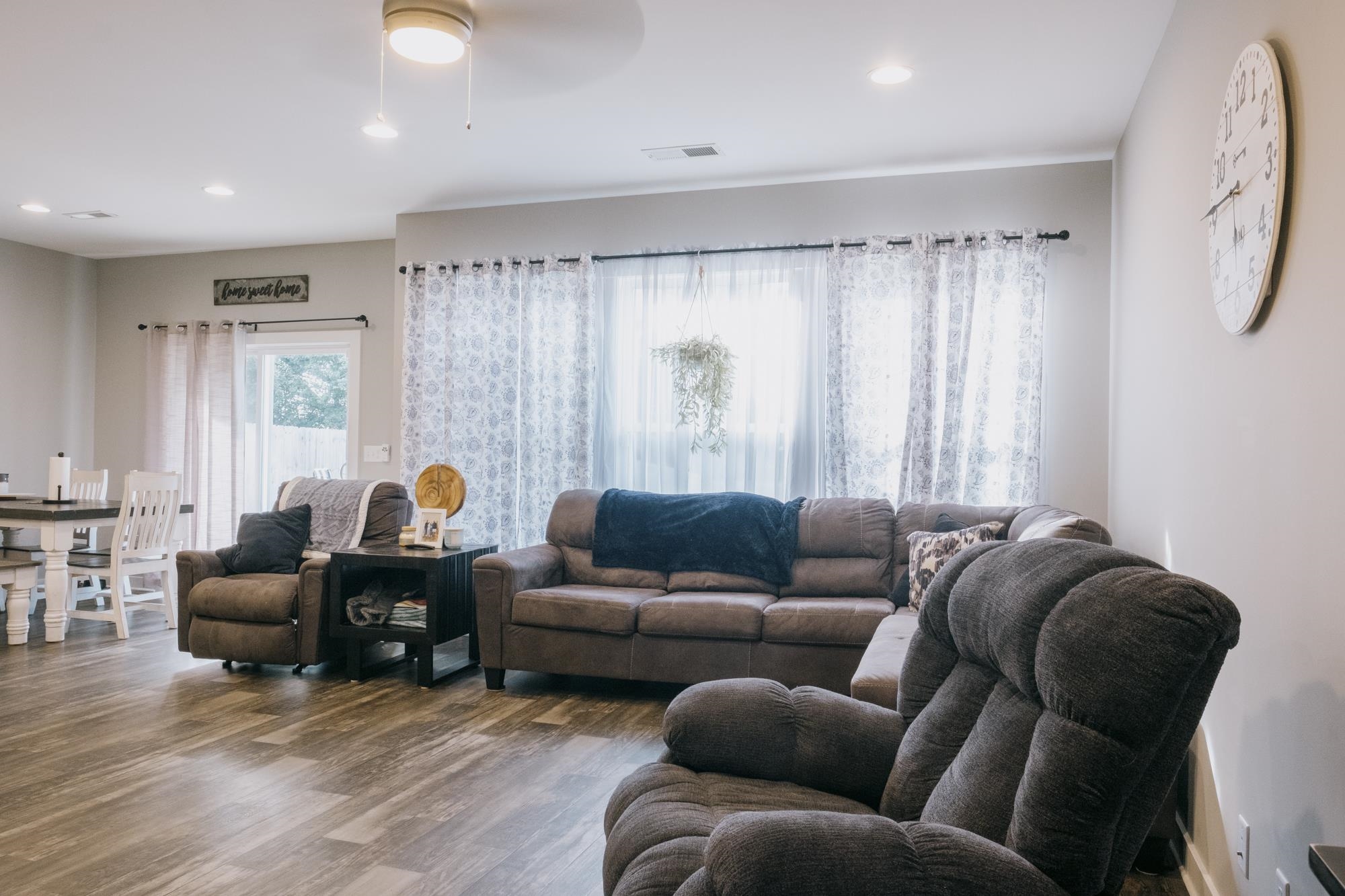 4109 Red Clover Dr., Owensboro, Kentucky 42303, 3 Bedrooms Bedrooms, ,2 BathroomsBathrooms,Single Family Residence,For Sale,Red Clover Dr.,90098