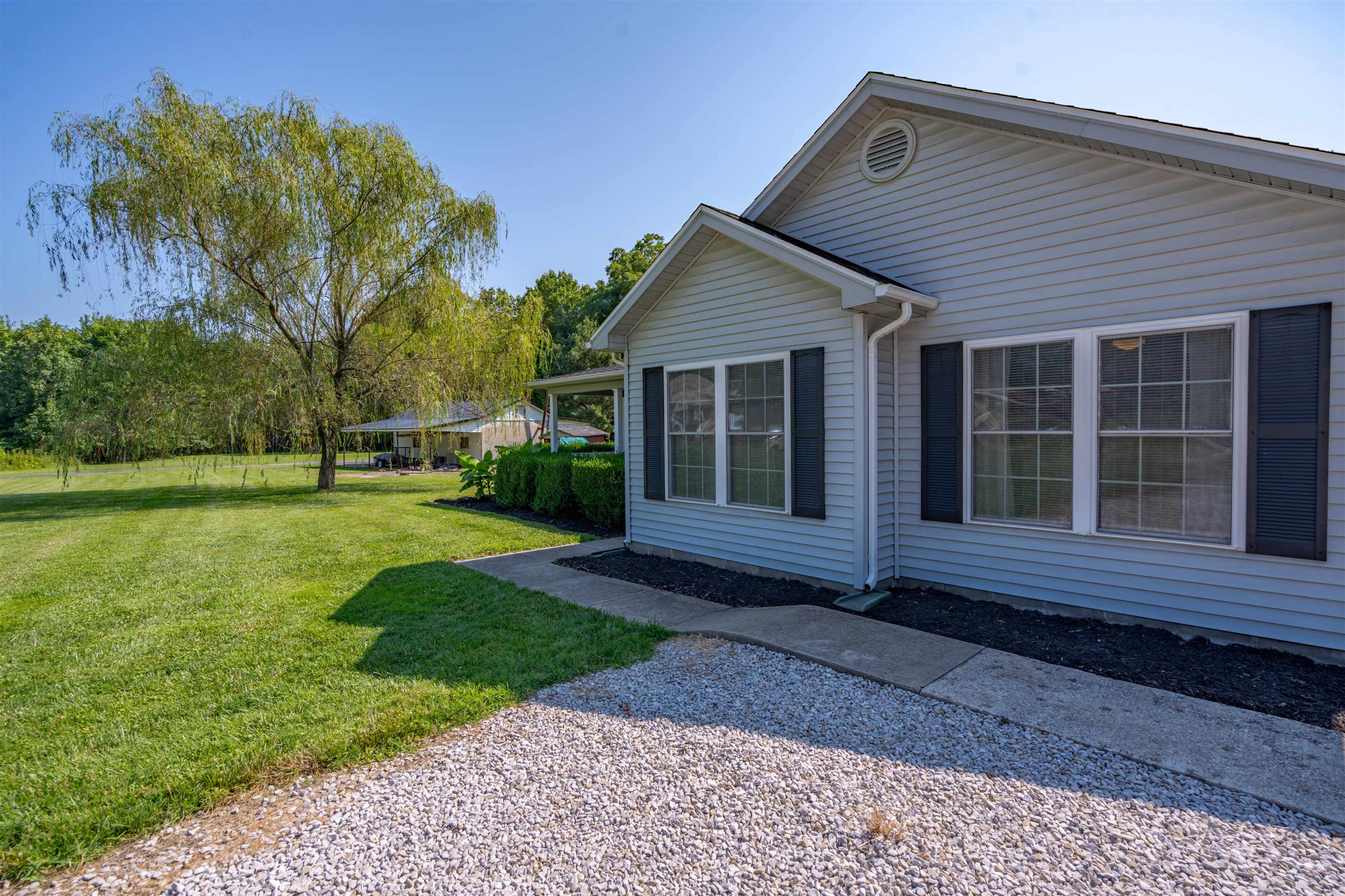 10819 Mill Street, Utica, Kentucky 42376, 3 Bedrooms Bedrooms, ,2 BathroomsBathrooms,Single Family Residence,For Sale,Mill Street,90099
