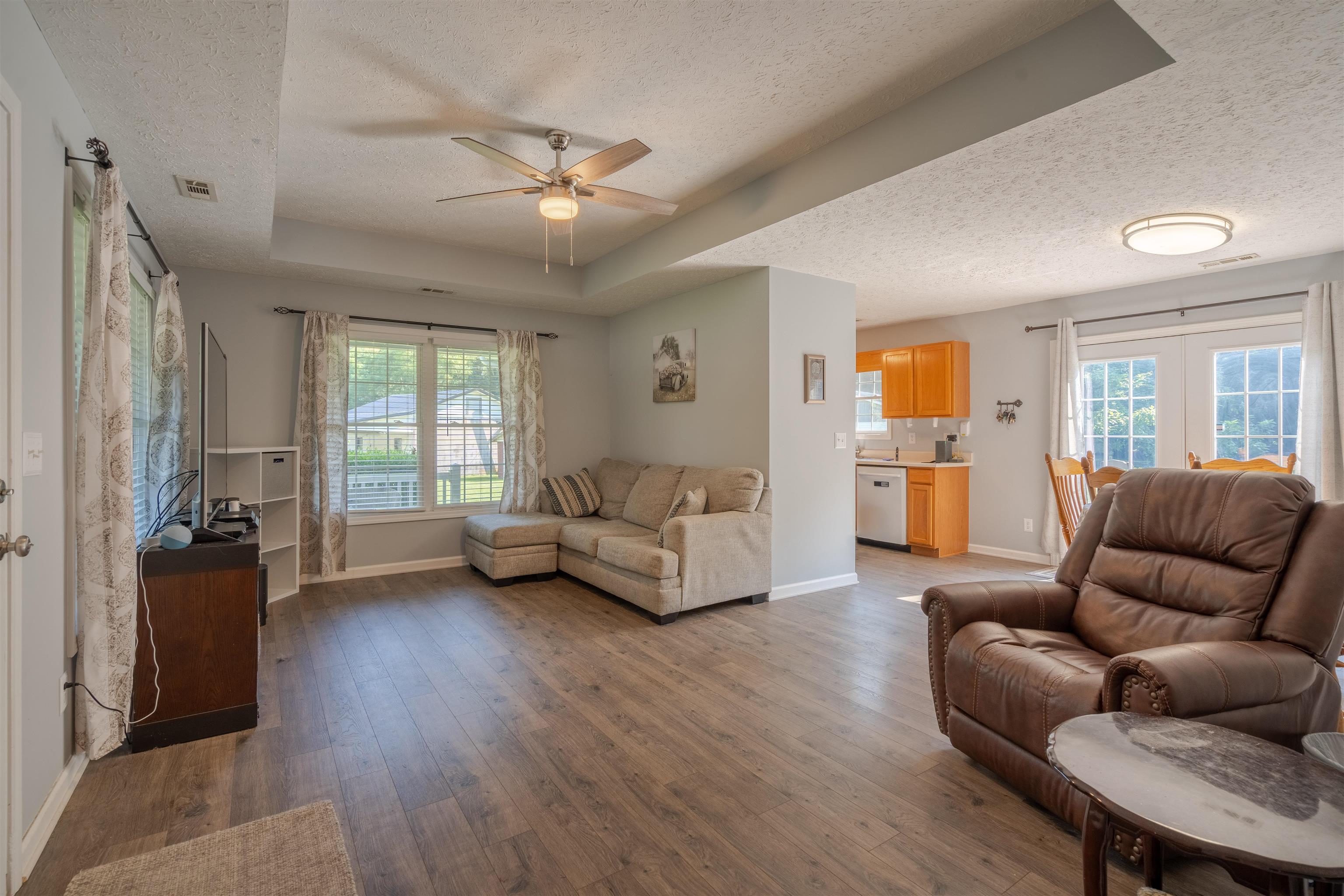 10819 Mill Street, Utica, Kentucky 42376, 3 Bedrooms Bedrooms, ,2 BathroomsBathrooms,Single Family Residence,For Sale,Mill Street,90099