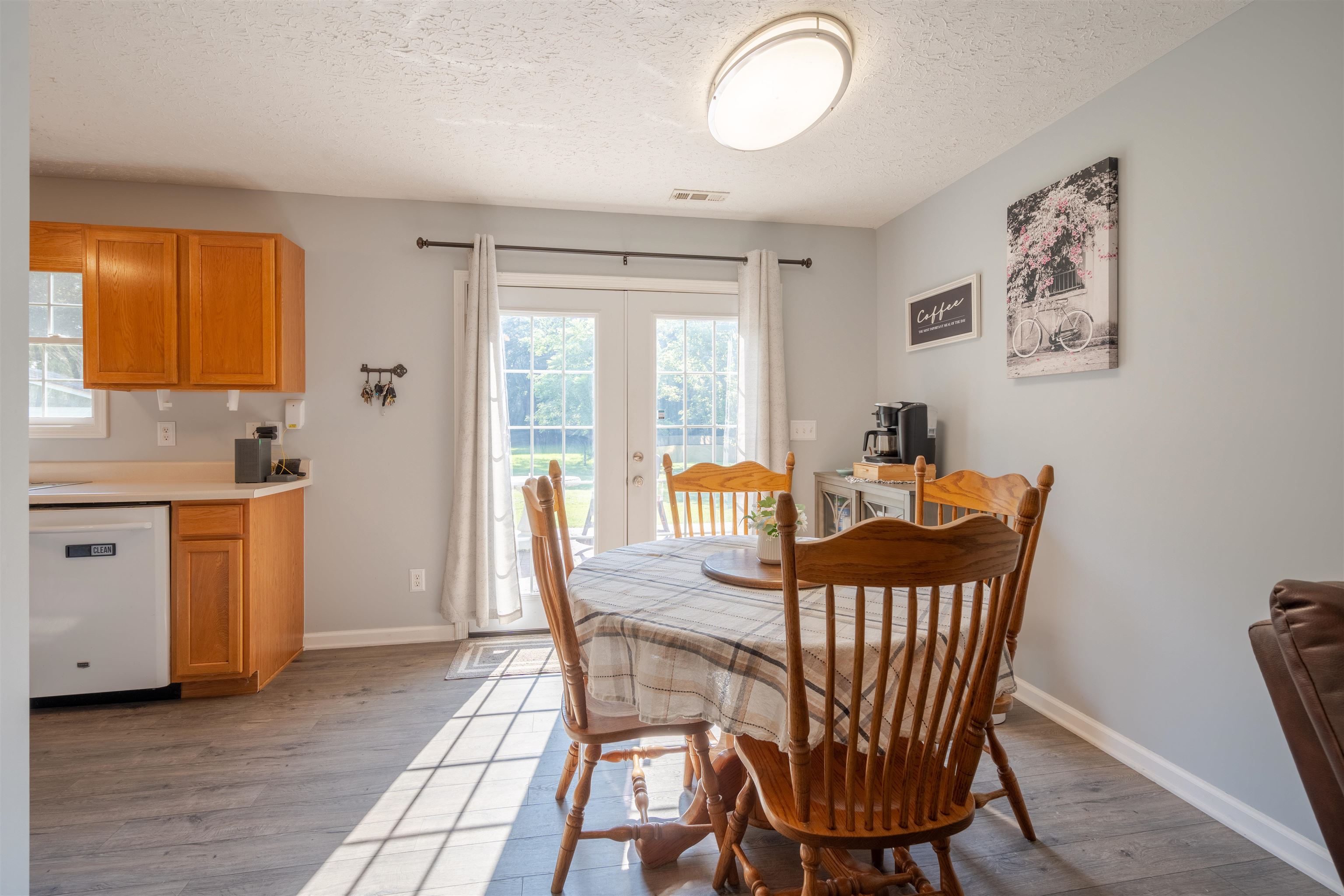 10819 Mill Street, Utica, Kentucky 42376, 3 Bedrooms Bedrooms, ,2 BathroomsBathrooms,Single Family Residence,For Sale,Mill Street,90099