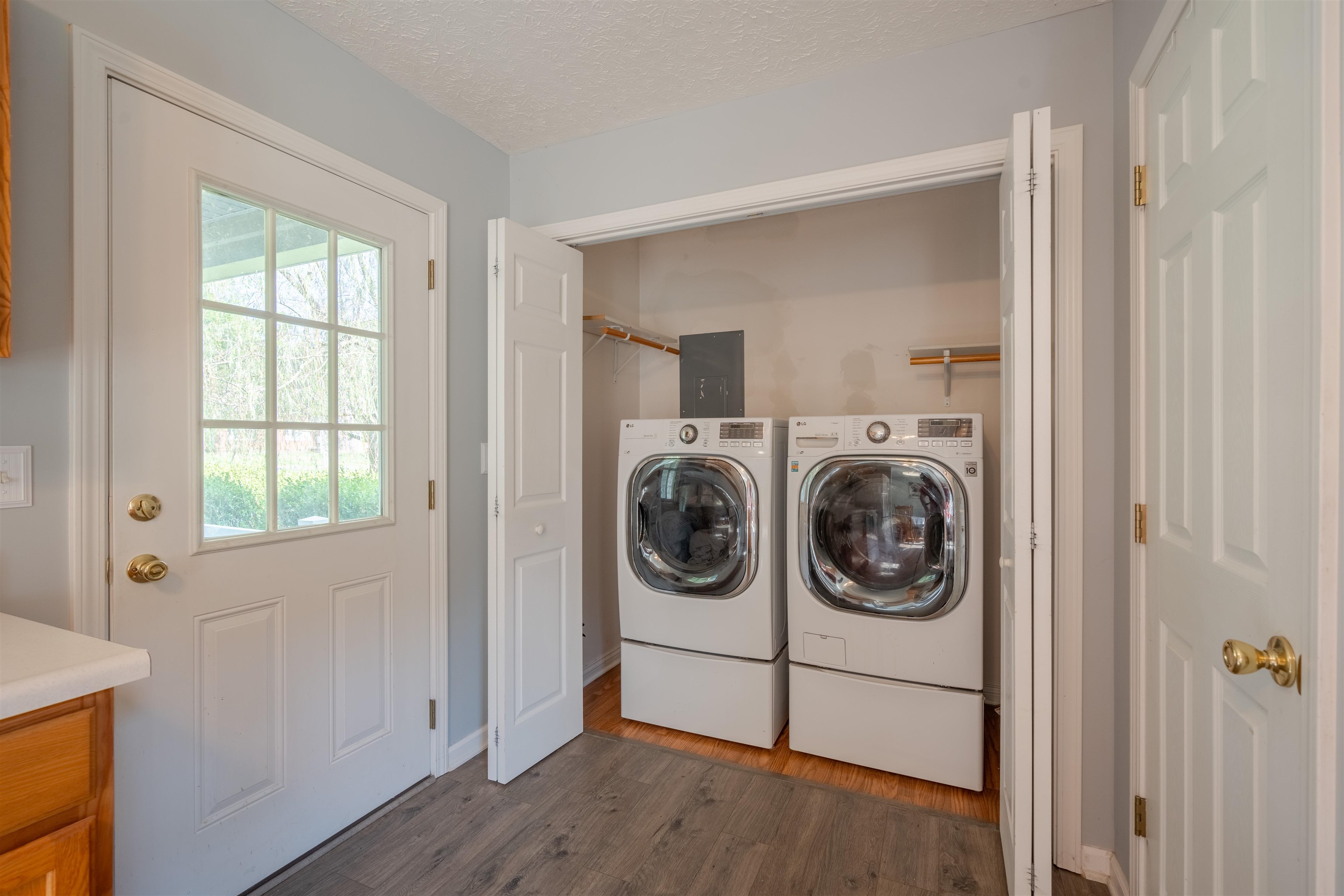 10819 Mill Street, Utica, Kentucky 42376, 3 Bedrooms Bedrooms, ,2 BathroomsBathrooms,Single Family Residence,For Sale,Mill Street,90099