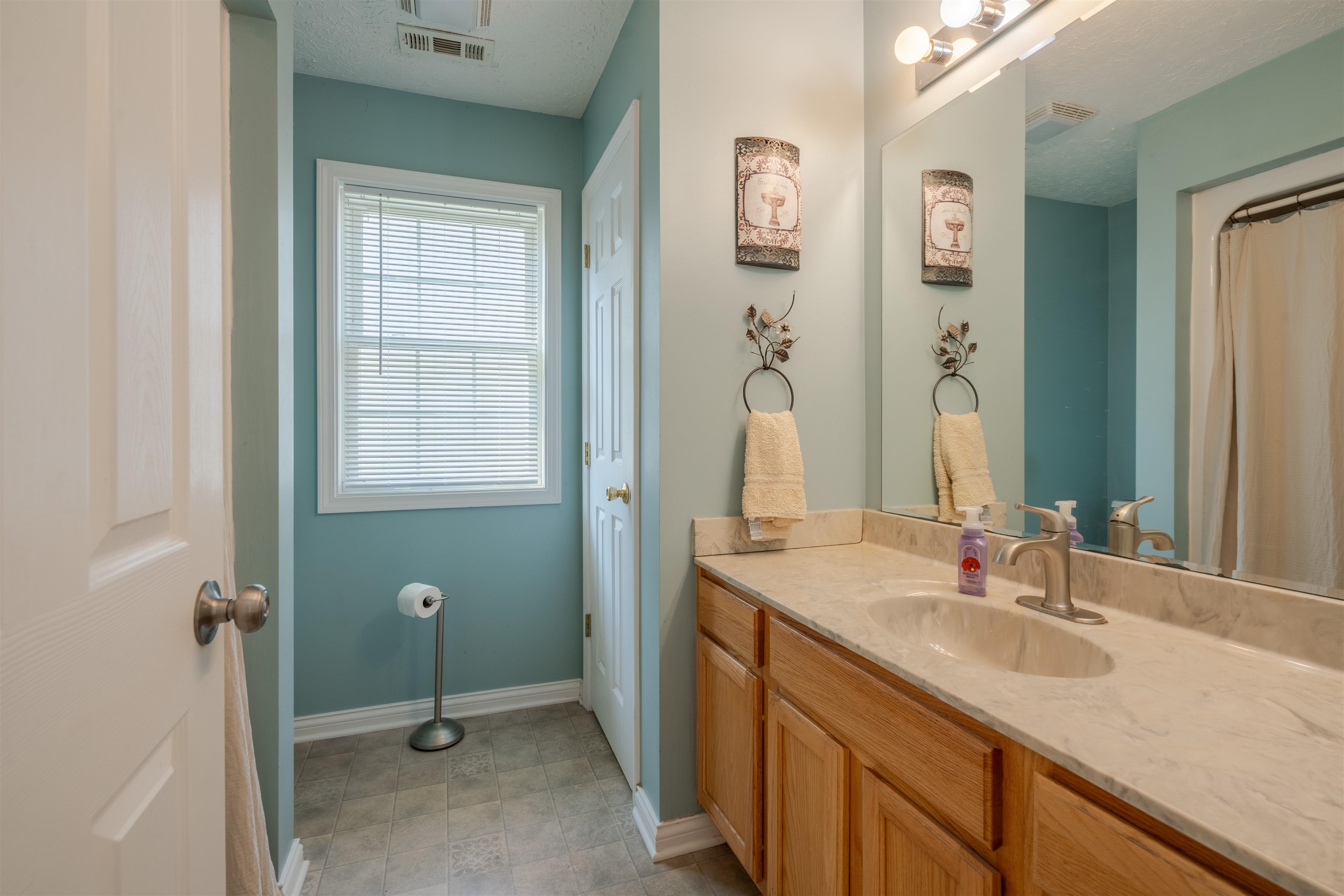 10819 Mill Street, Utica, Kentucky 42376, 3 Bedrooms Bedrooms, ,2 BathroomsBathrooms,Single Family Residence,For Sale,Mill Street,90099