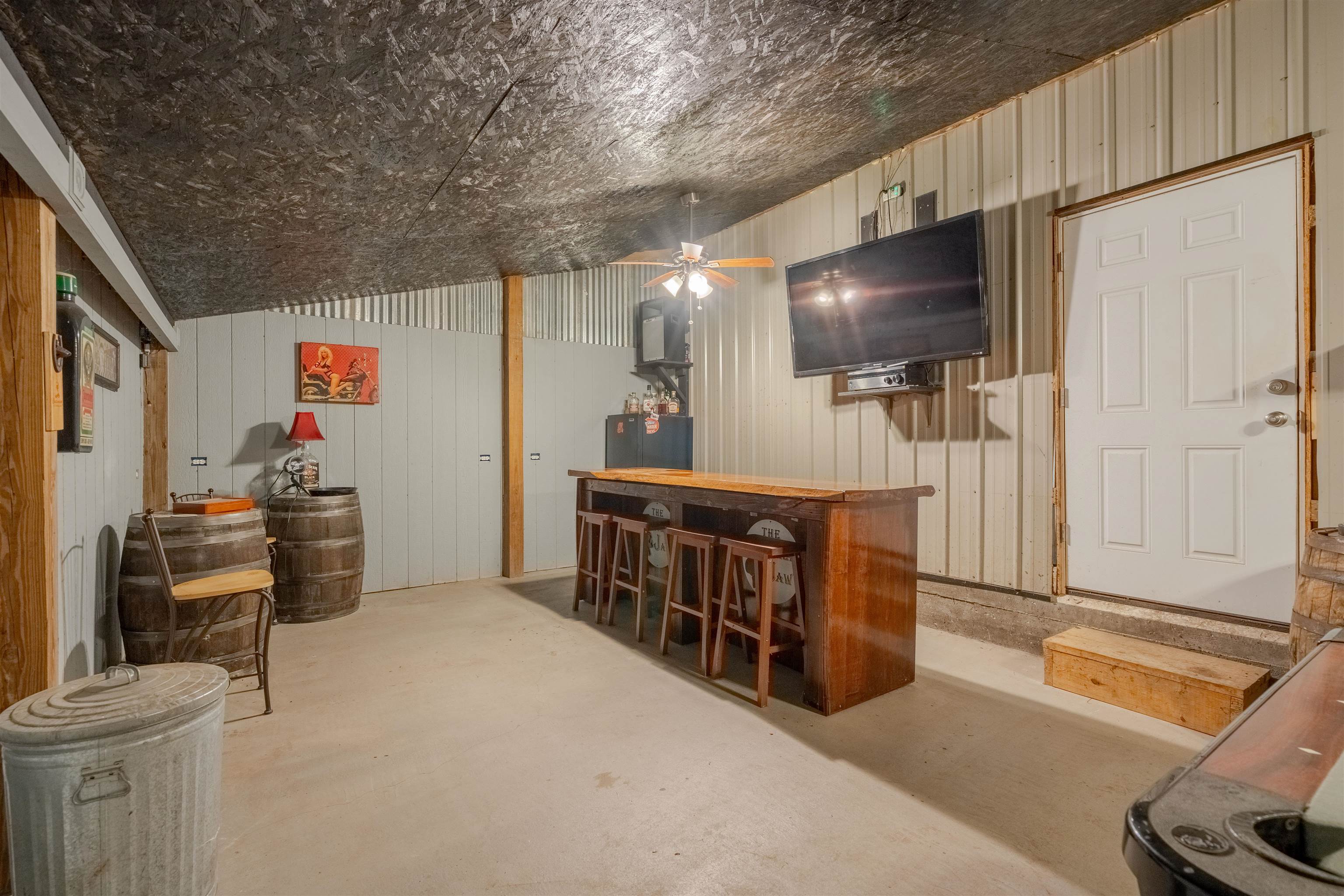 10819 Mill Street, Utica, Kentucky 42376, 3 Bedrooms Bedrooms, ,2 BathroomsBathrooms,Single Family Residence,For Sale,Mill Street,90099