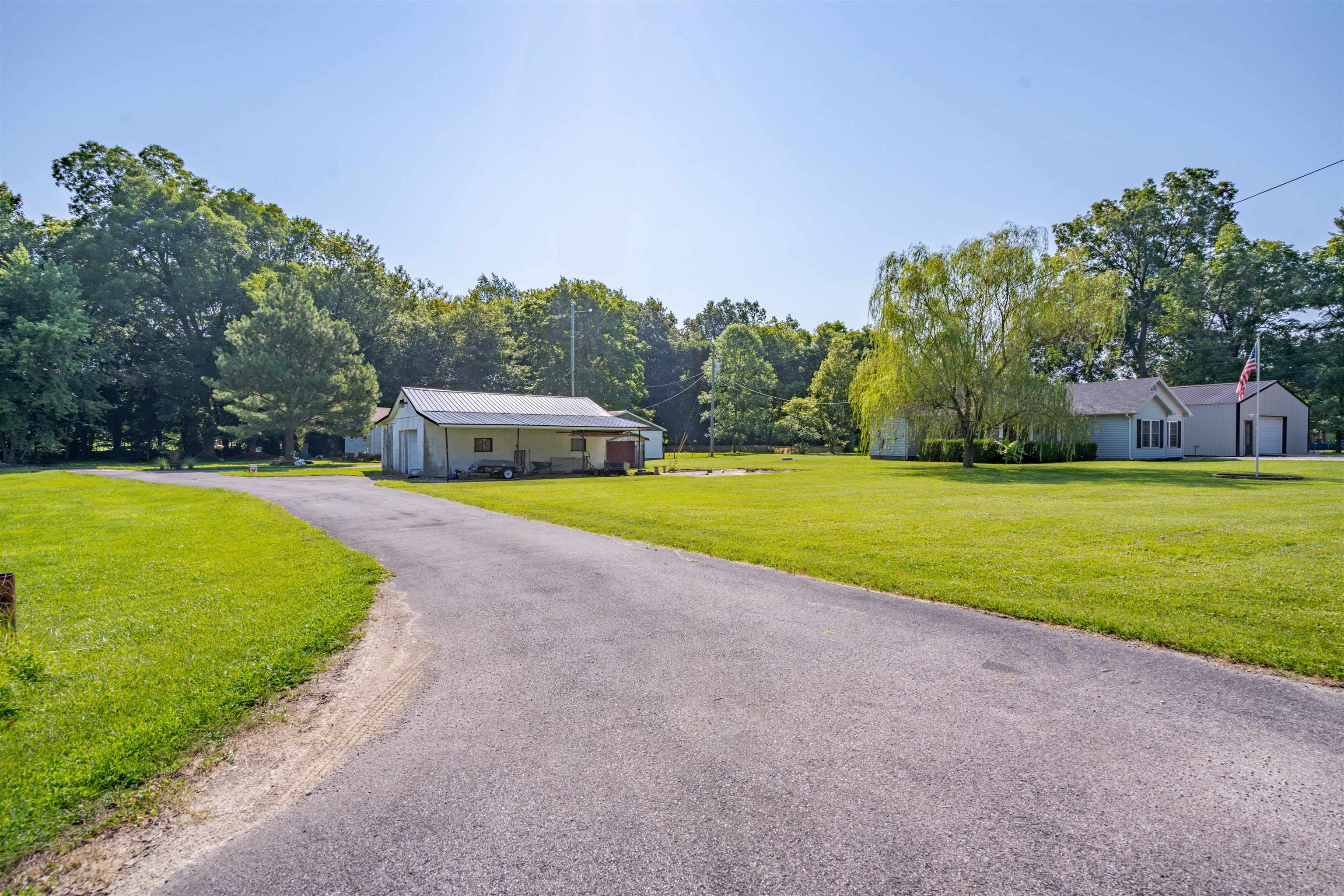 10819 Mill Street, Utica, Kentucky 42376, 3 Bedrooms Bedrooms, ,2 BathroomsBathrooms,Single Family Residence,For Sale,Mill Street,90099