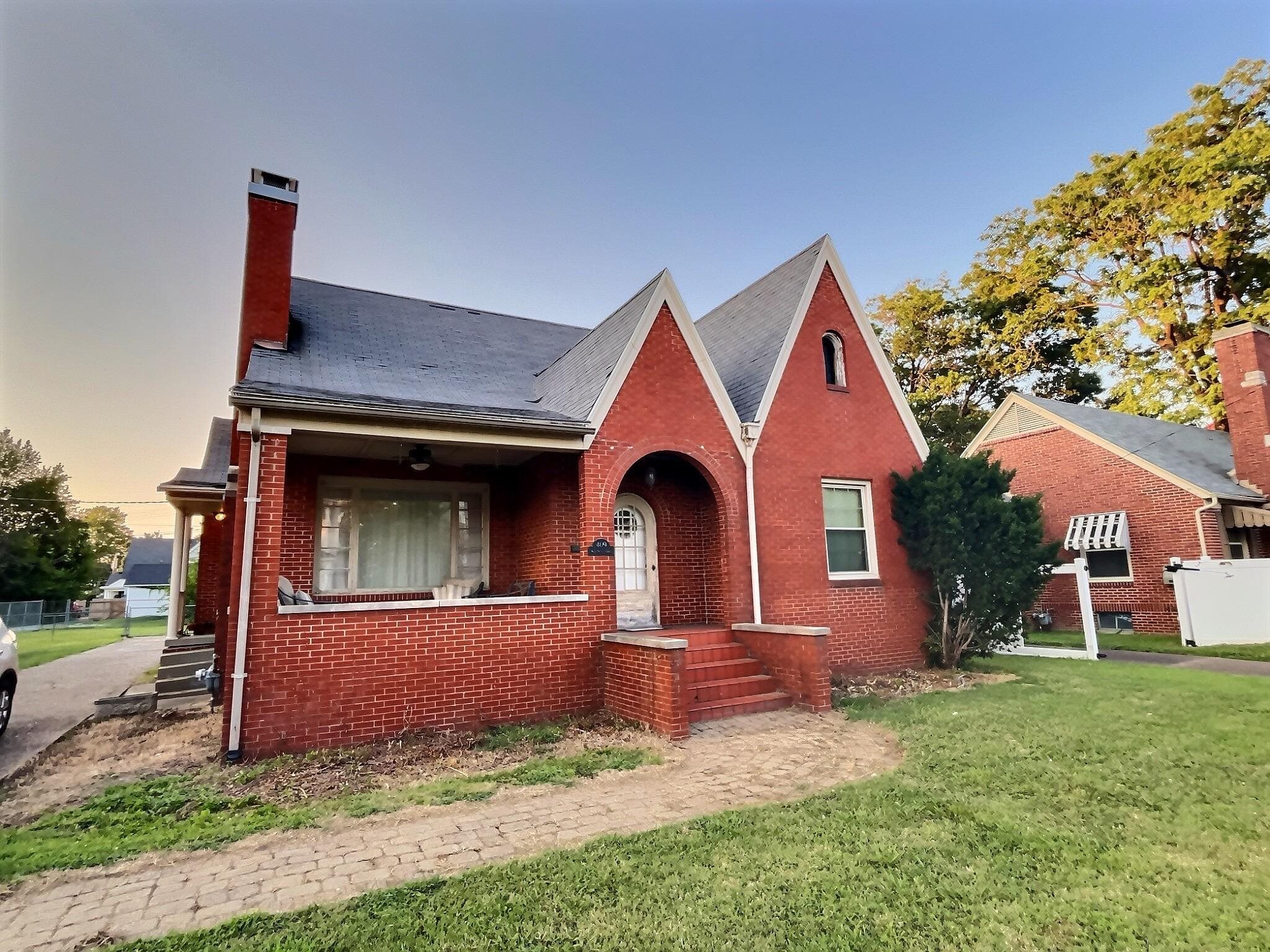 409 9th Street, Owensboro, Kentucky 42301, 3 Bedrooms Bedrooms, ,1 BathroomBathrooms,Single Family Residence,For Sale,9th Street,90100